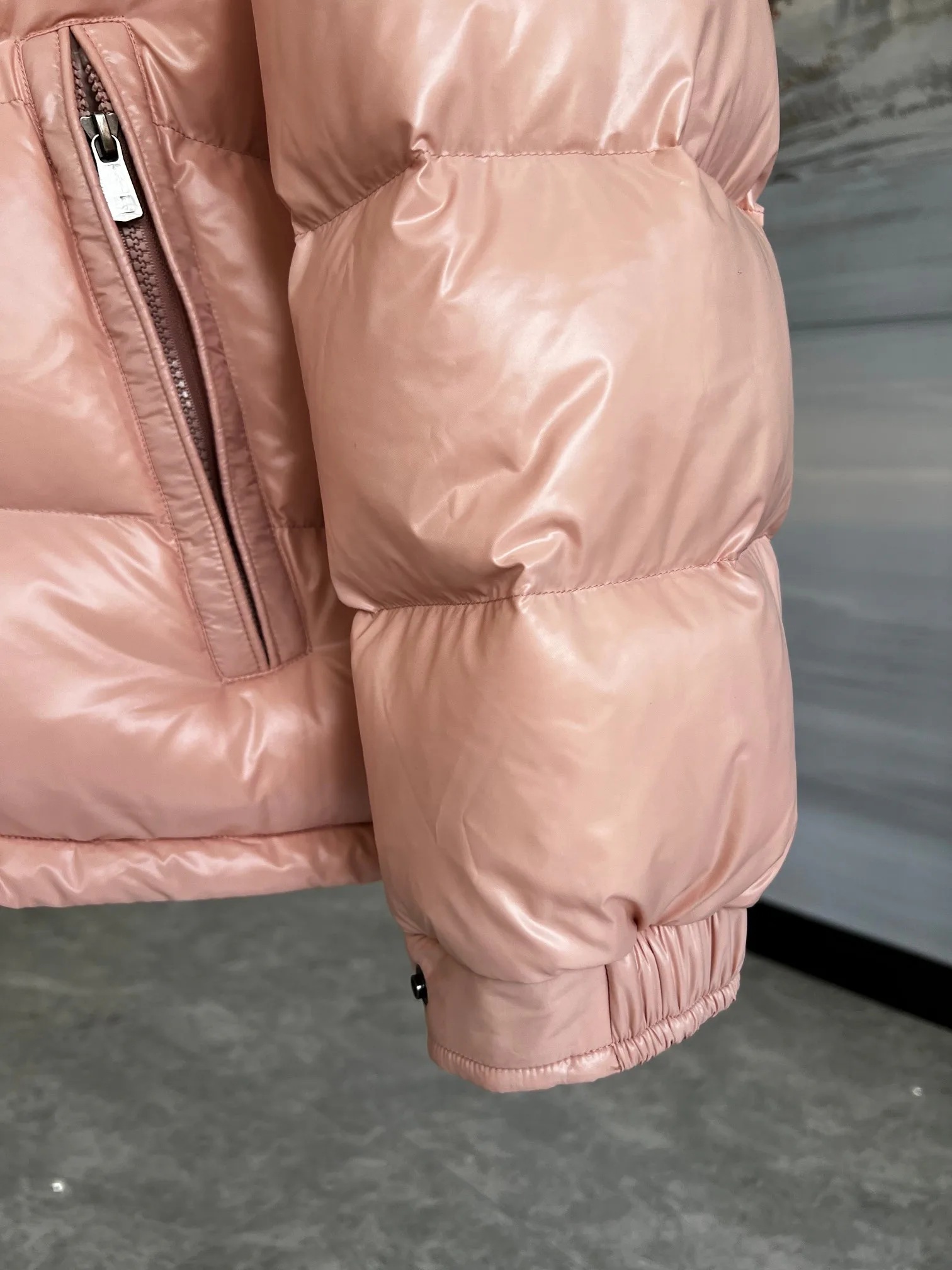 Куртки И Пуховики Женские Moncler 18048713