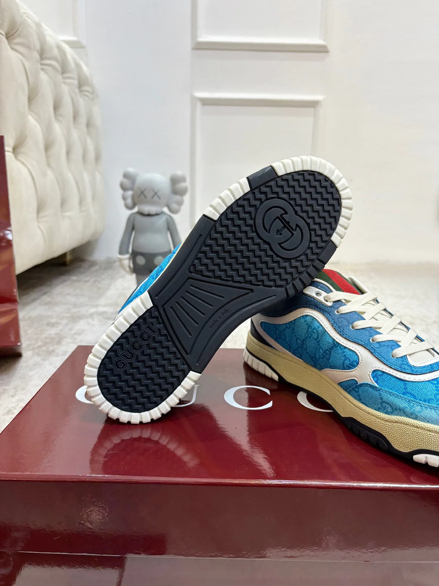 Кроссовки Женские Gucci 1021271