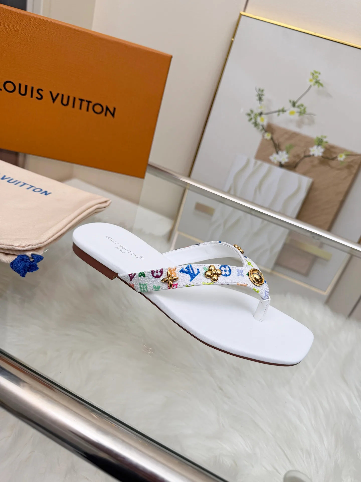 Шлепанцы Женские Louis Vuitton 13253489