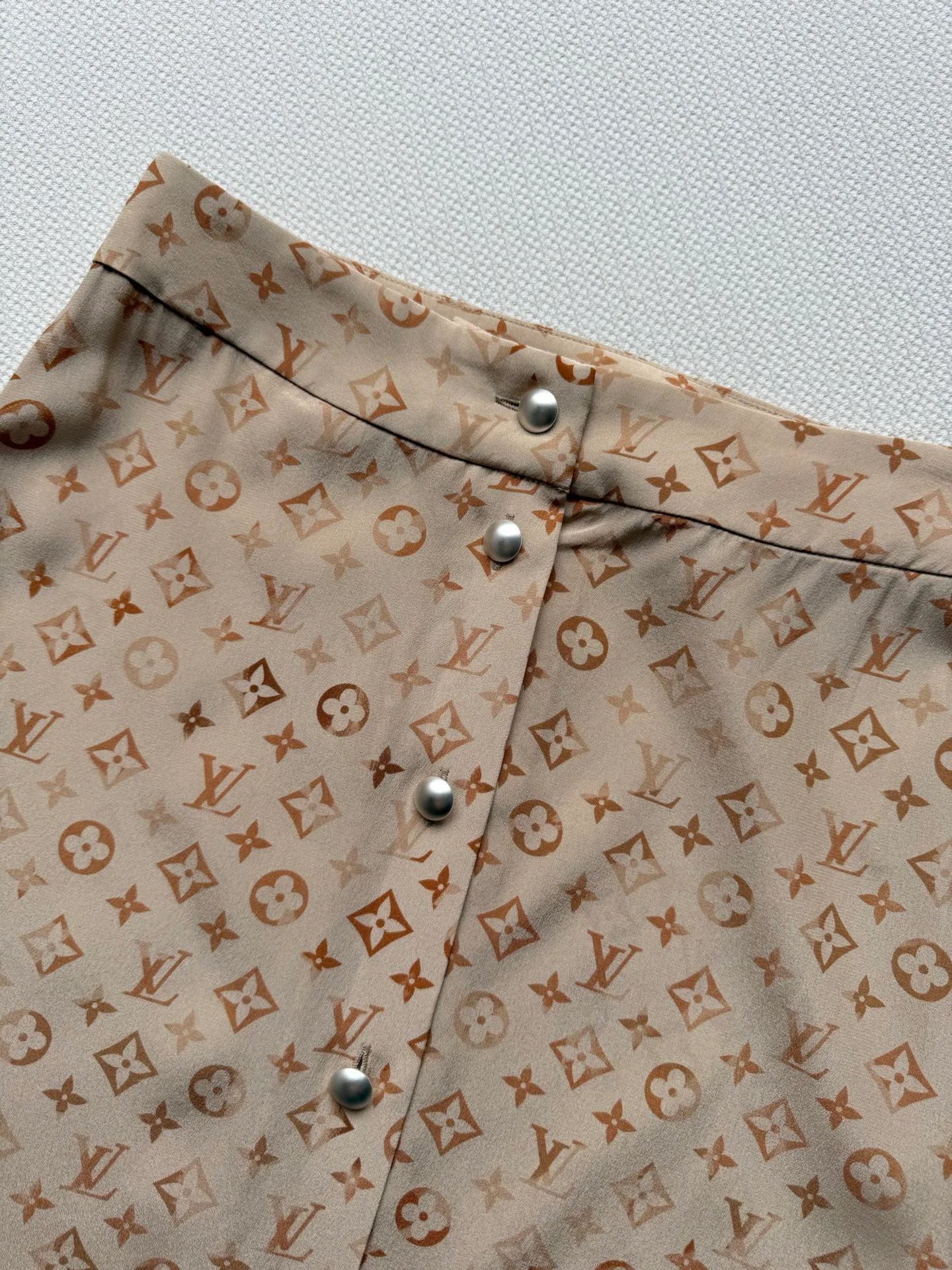 Юбки Женские Louis Vuitton 1075793