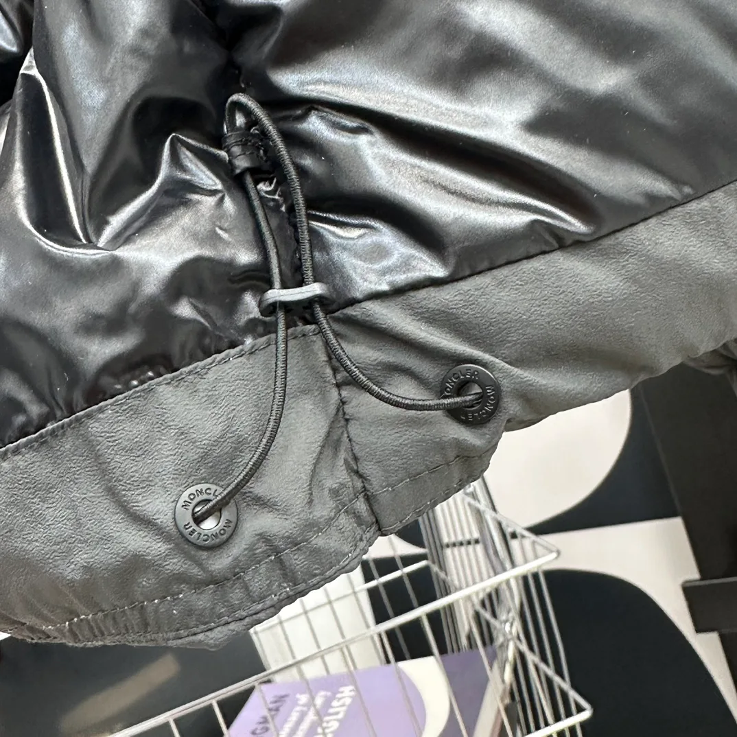 Куртки И Пуховики Женские Moncler 18415707