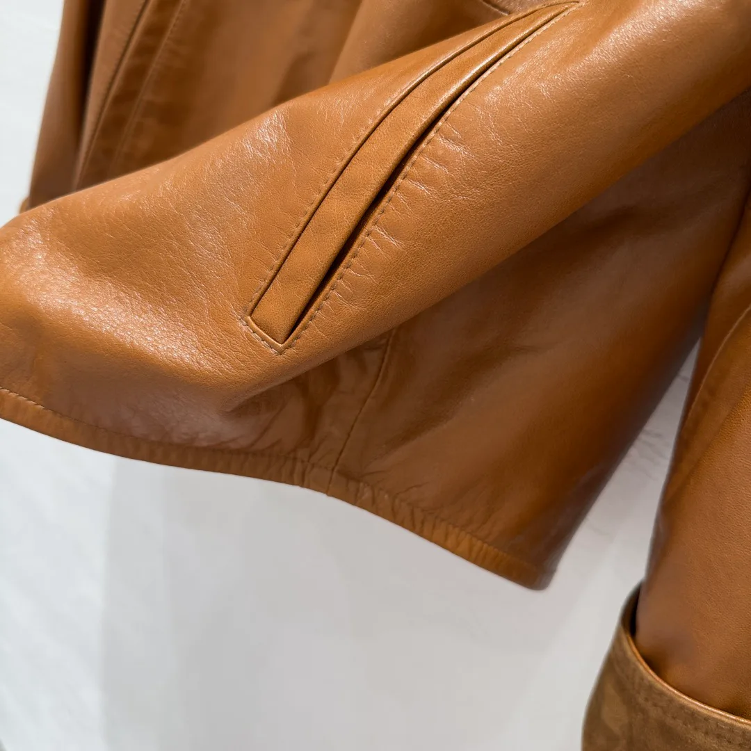 Кожаные Куртки И Дублёнки Женские Prada 10624715