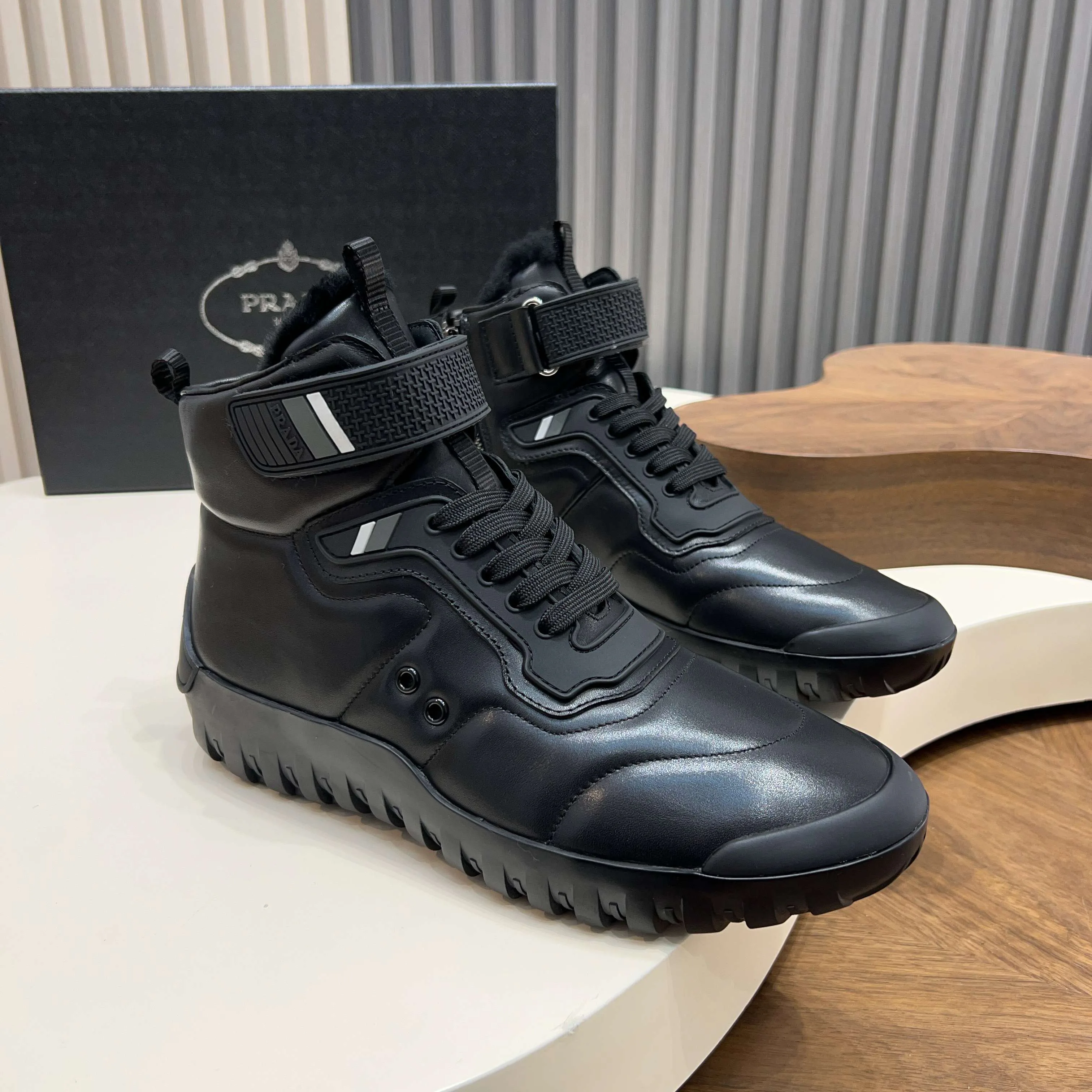 Кроссовки Мужские Prada 982839