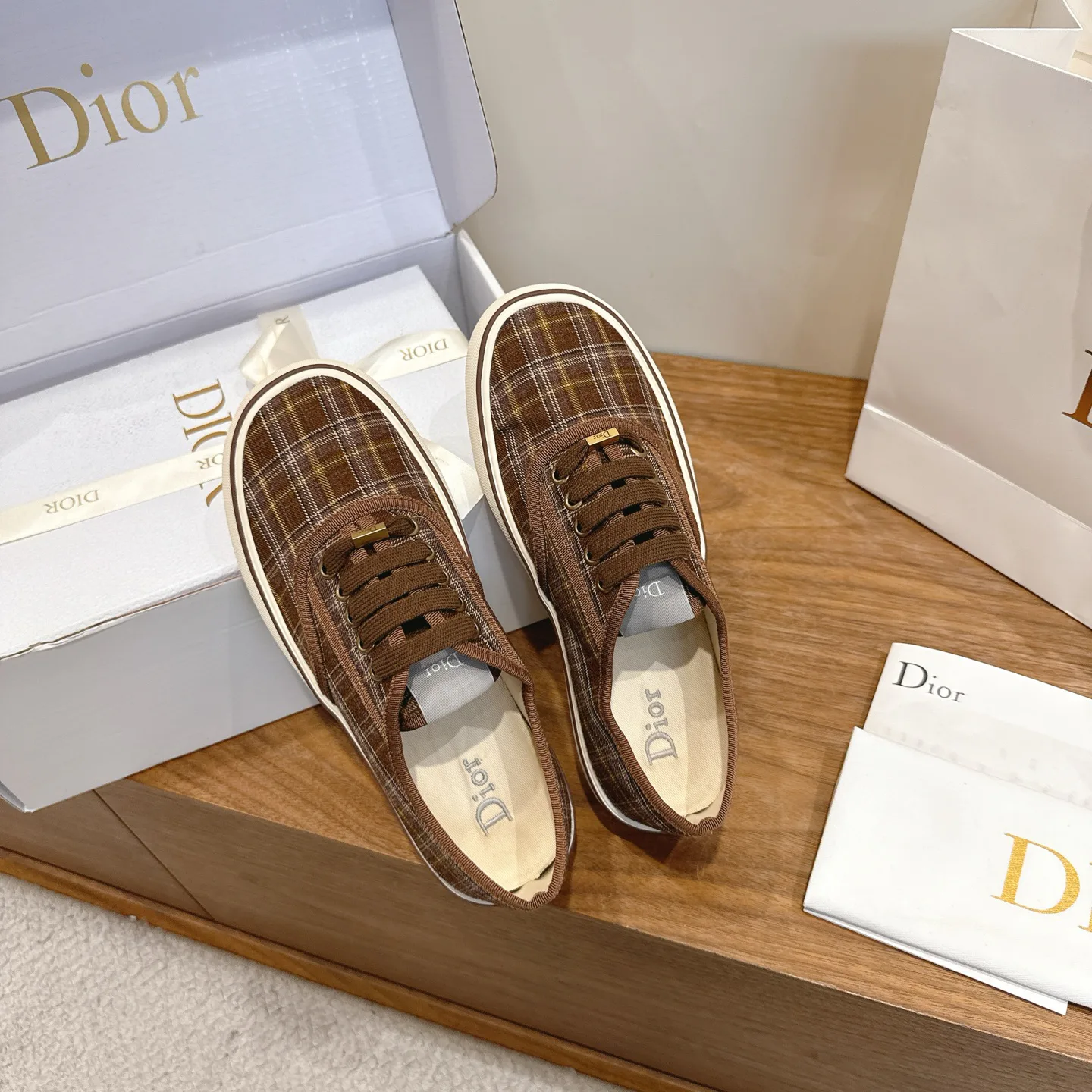 Кроссовки Женские Christian Dior 18083843
