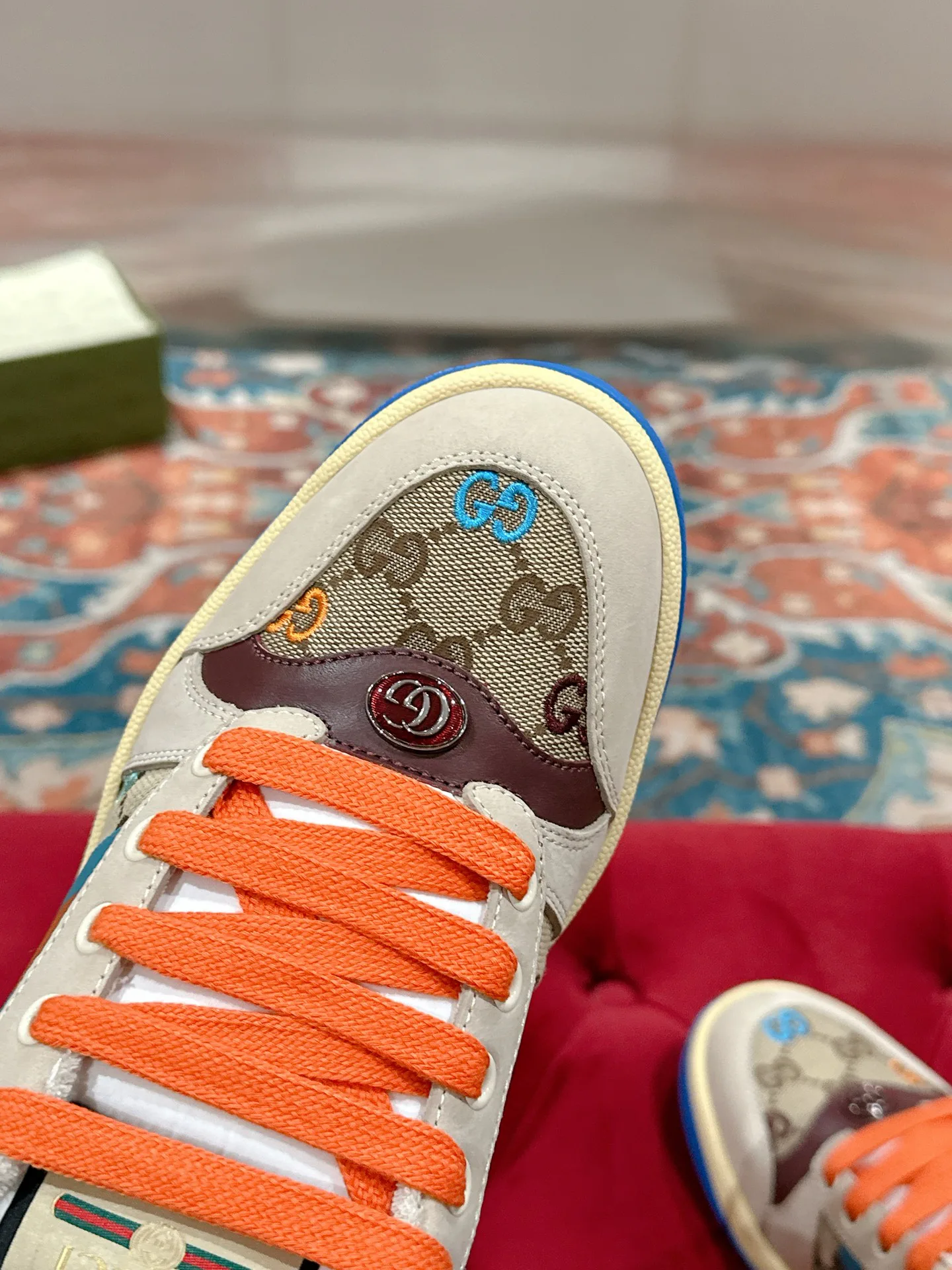 Кроссовки Женские Gucci 17956648