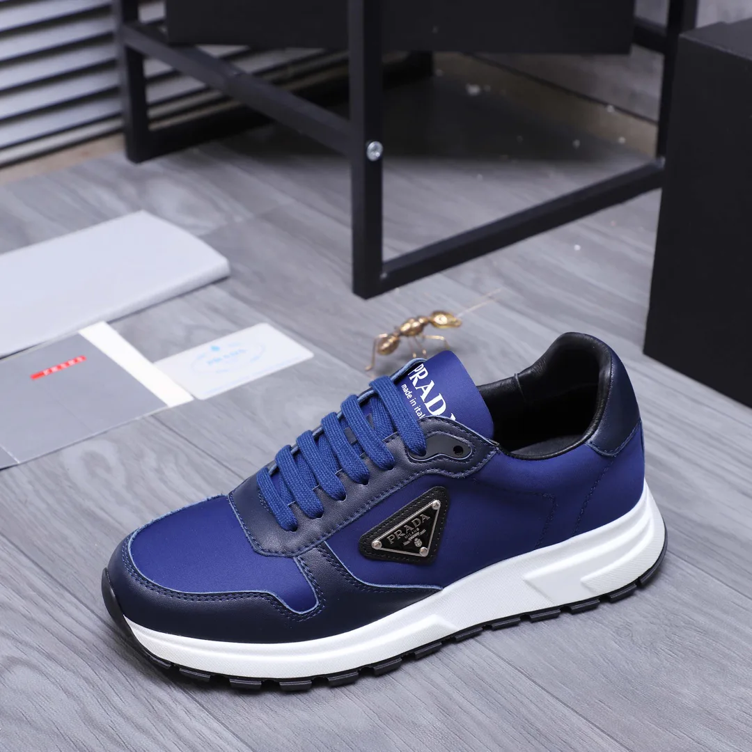 Кроссовки Женские Prada 17429868