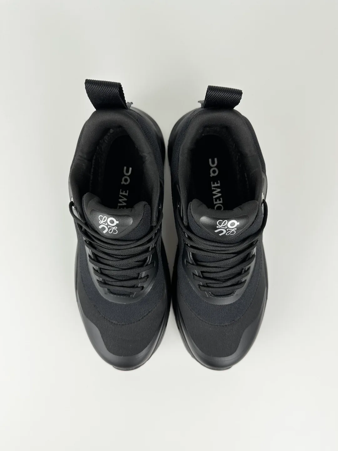 Кроссовки Женские Loewe 11228560