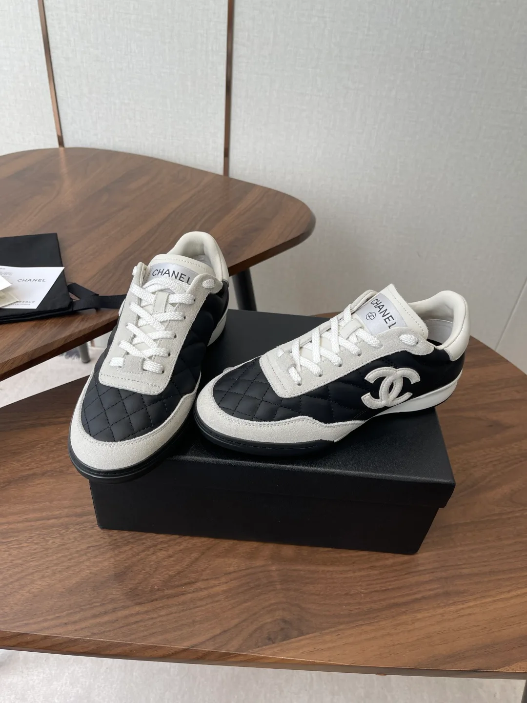 Кроссовки Женские Chanel 11863256