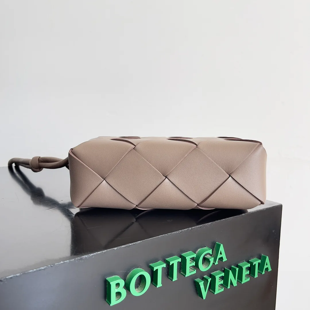 Классические Сумки Женские Bottega Veneta 17372463