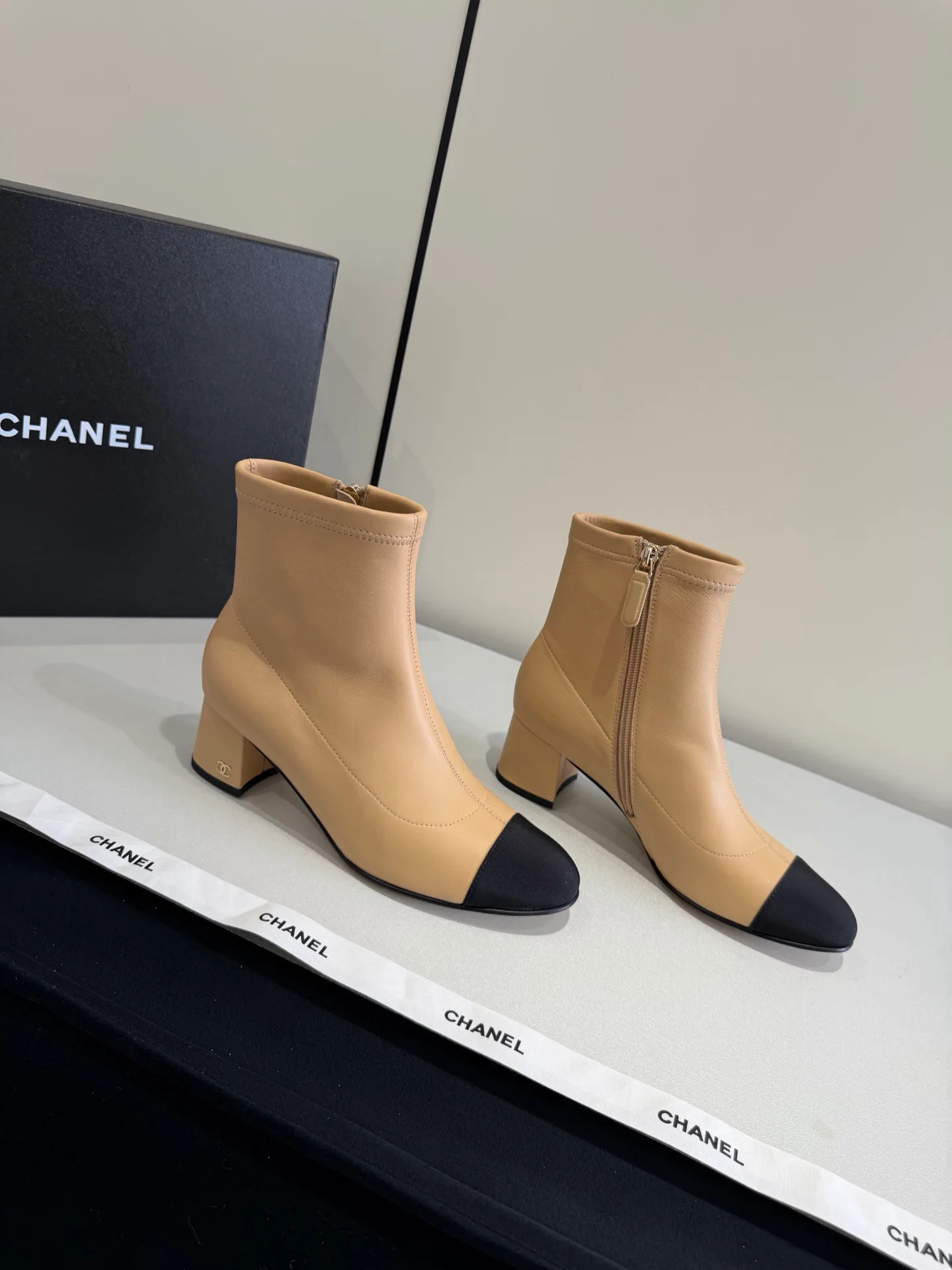 Ботильоны Женские Chanel 19270907