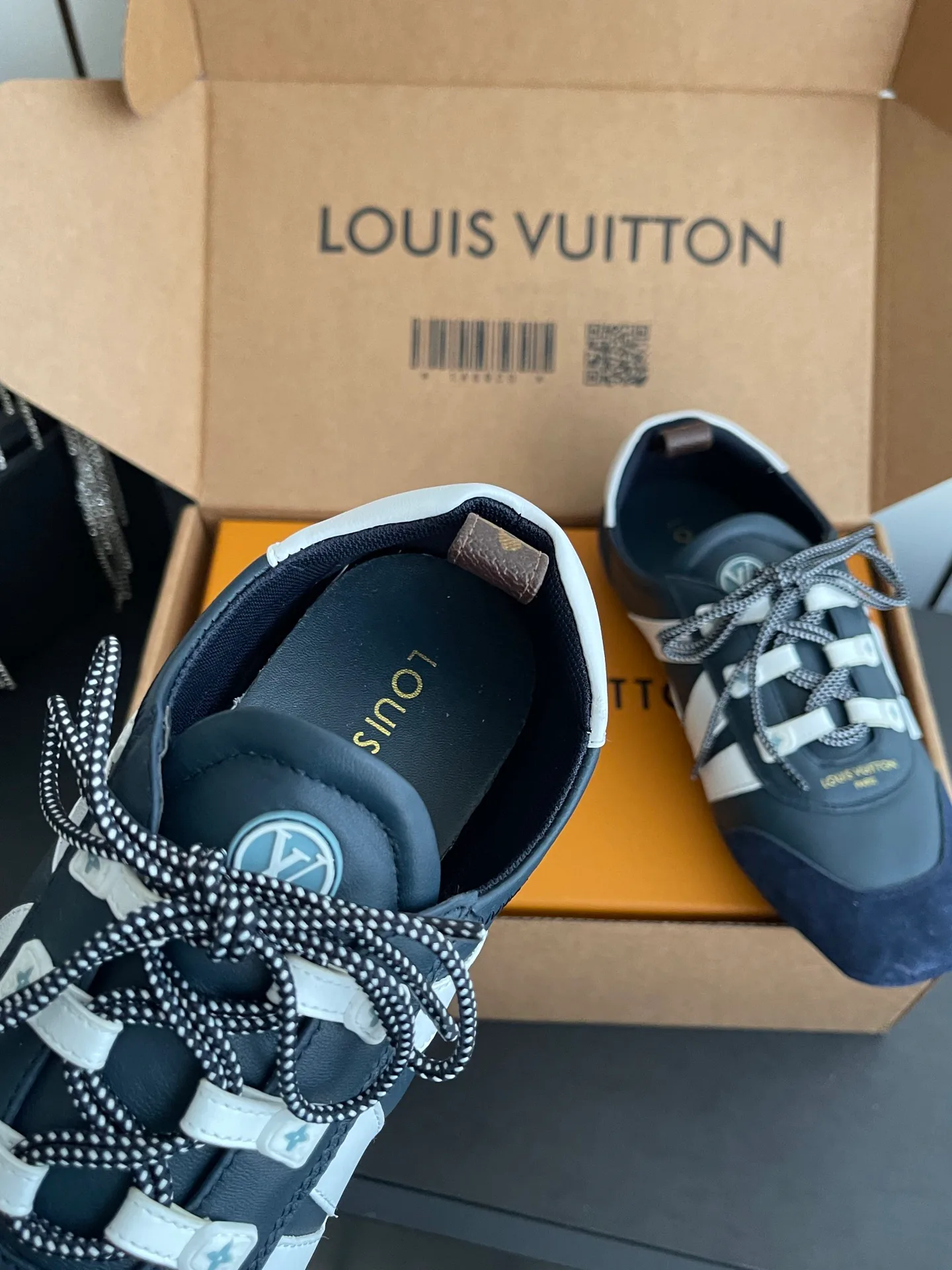 Кроссовки Женские Louis Vuitton 447189