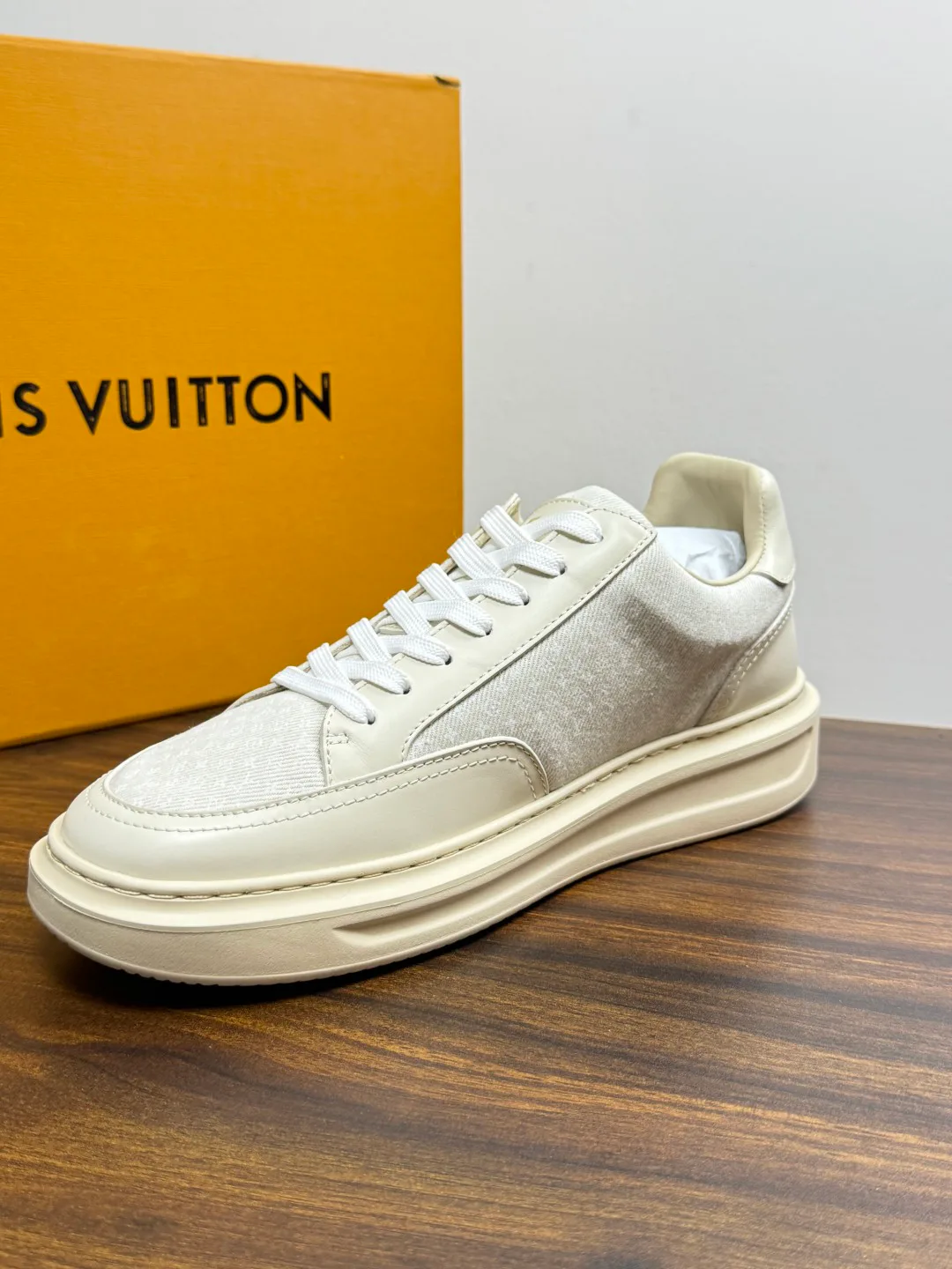 Кроссовки Мужские Louis Vuitton 19623461