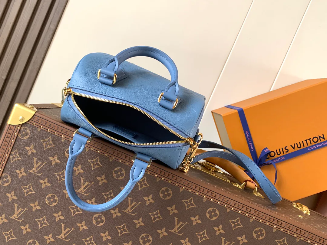 Классические Сумки Женские Louis Vuitton 13435279