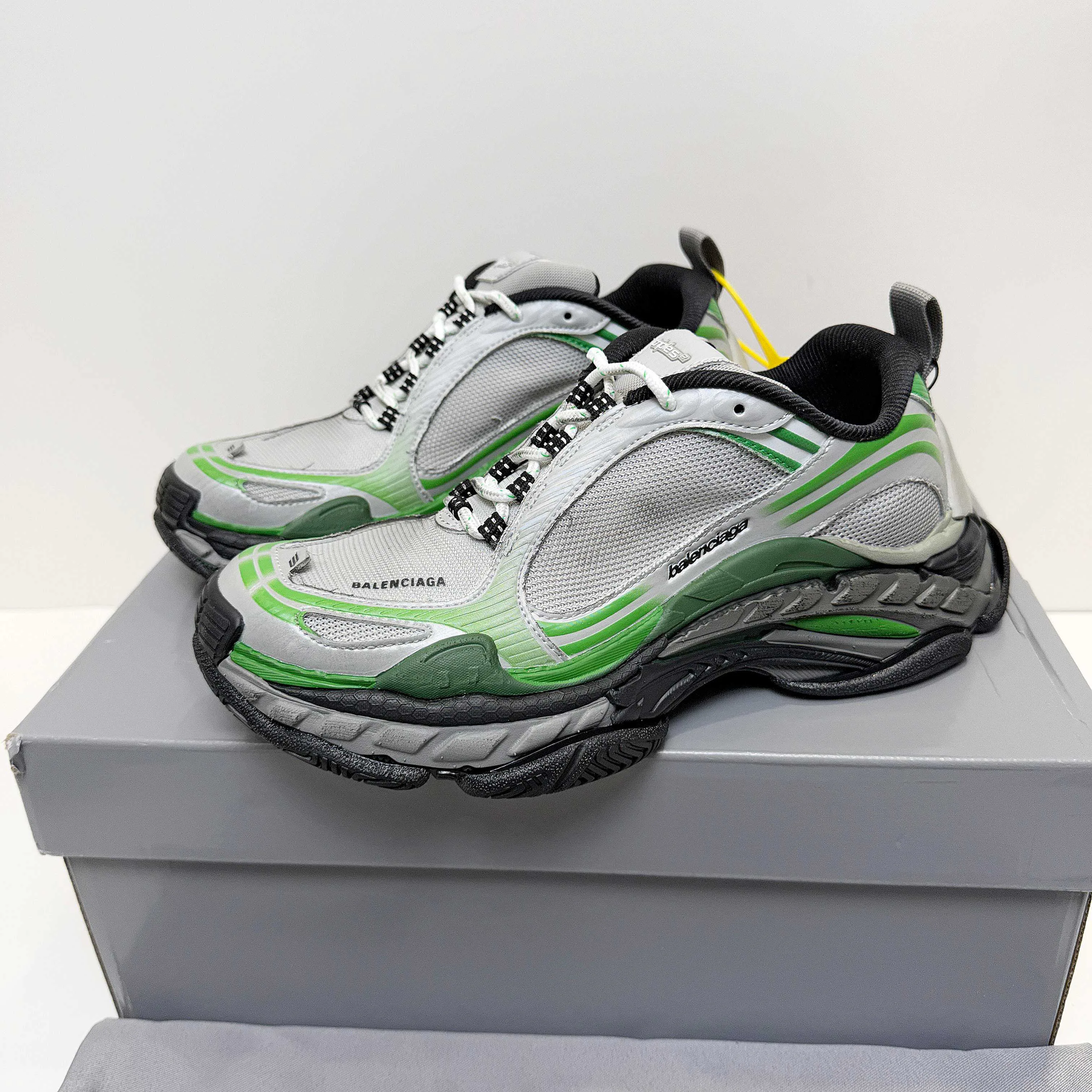 Кроссовки Женские Balenciaga 14818231