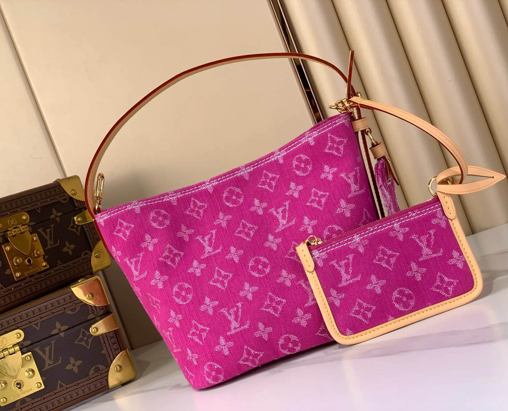 Классические Сумки Женские Louis Vuitton 11670339