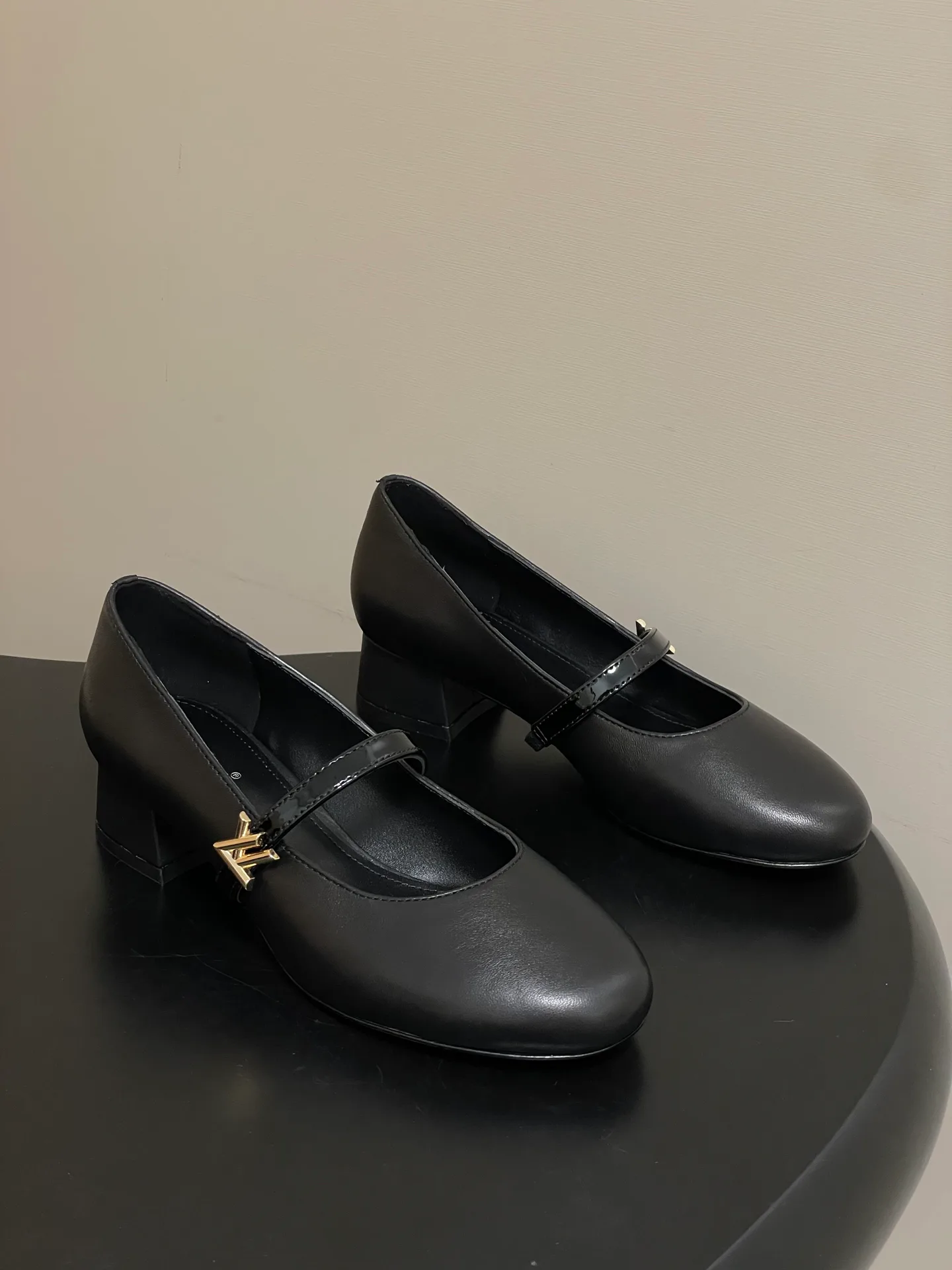 Босоножки Женские Louis Vuitton 11628711