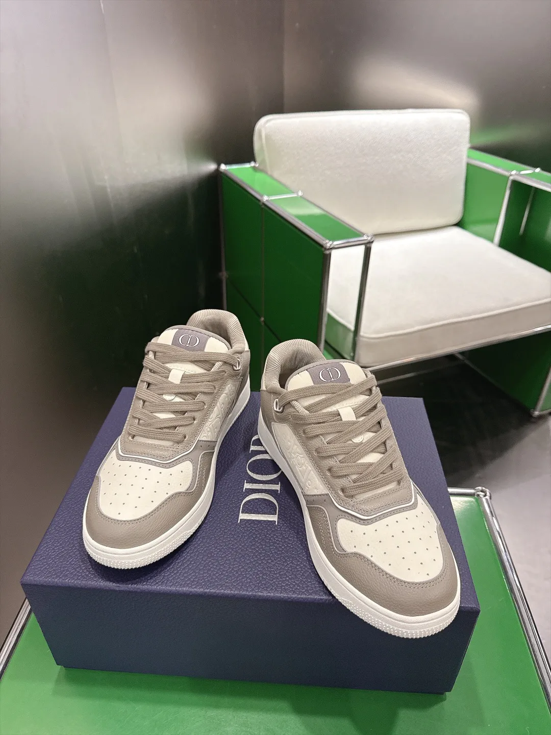 Кроссовки Женские Christian Dior 19072489