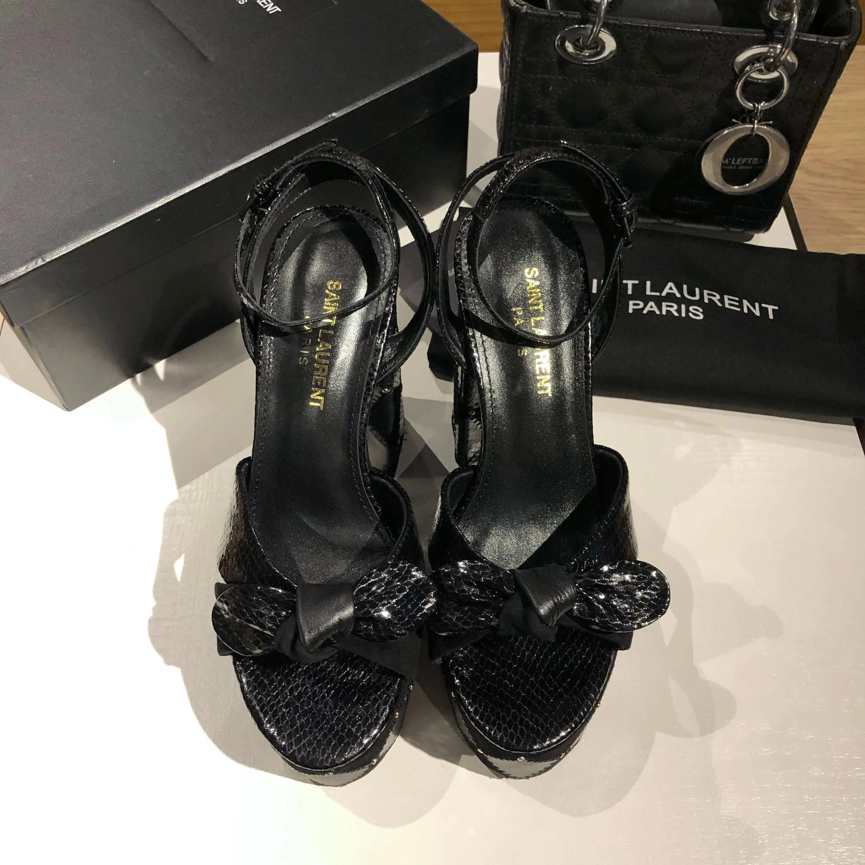 Босоножки Женские Saint Laurent 11220442