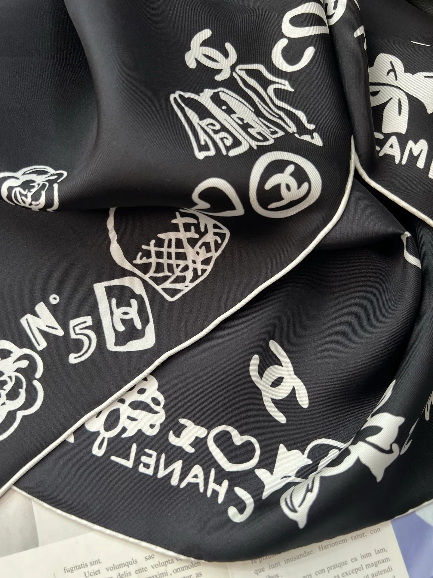 Платки Chanel 11527335