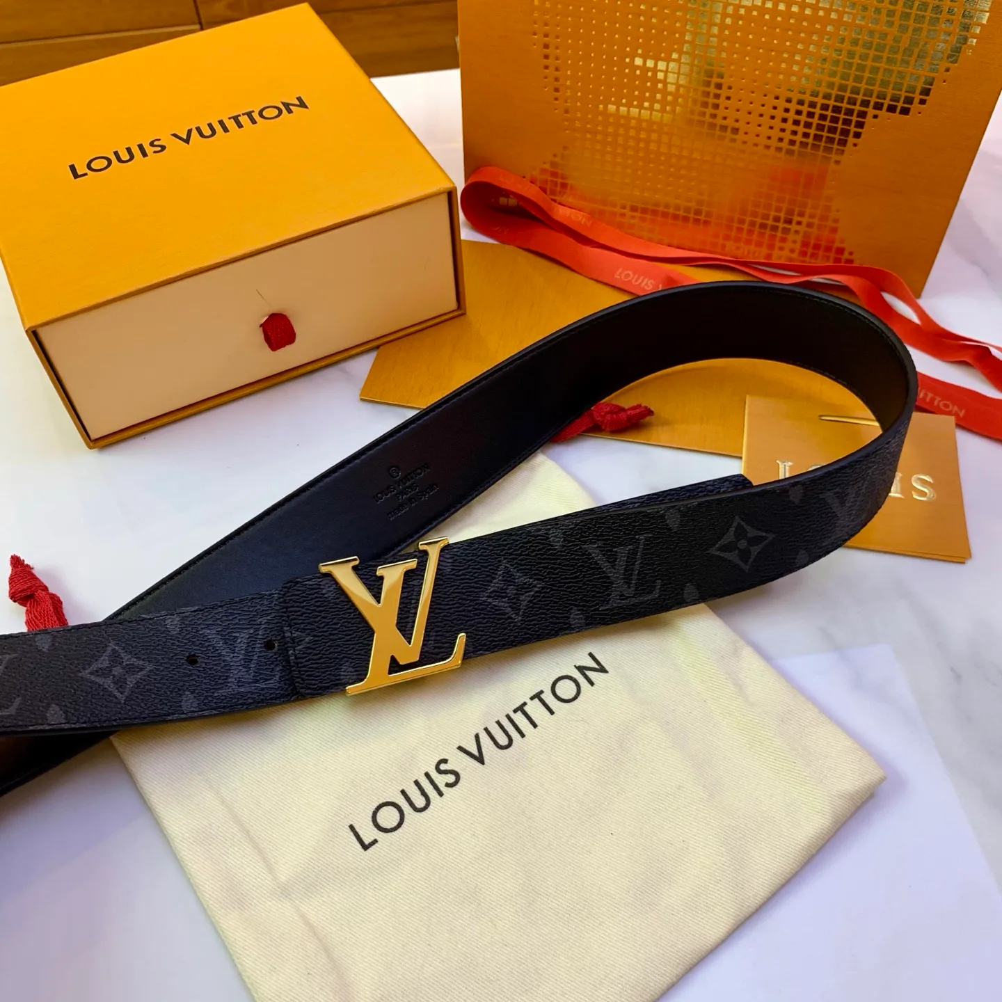 Ремни Louis Vuitton 17682155