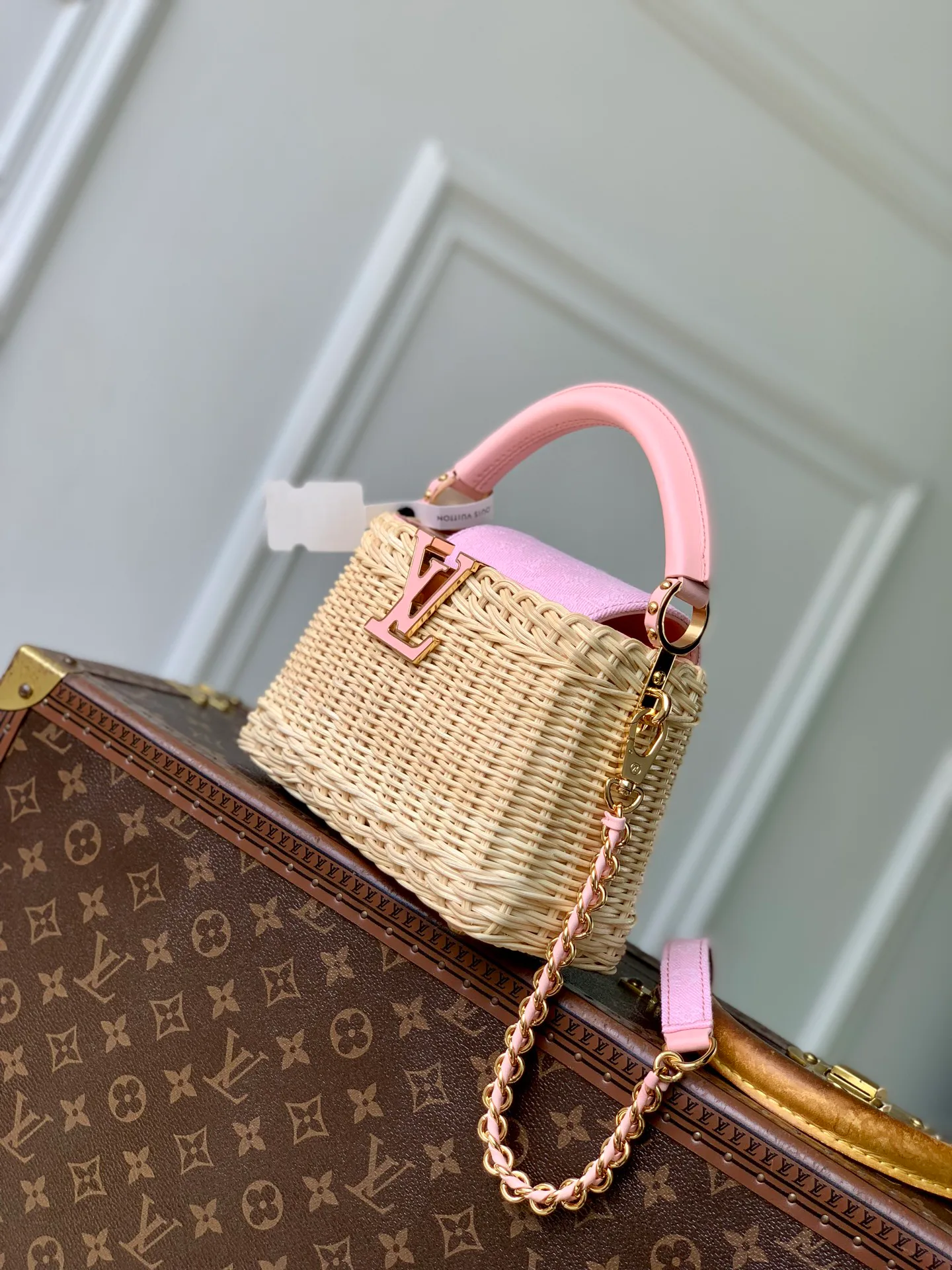 Классические Сумки Женские Louis Vuitton 18147578
