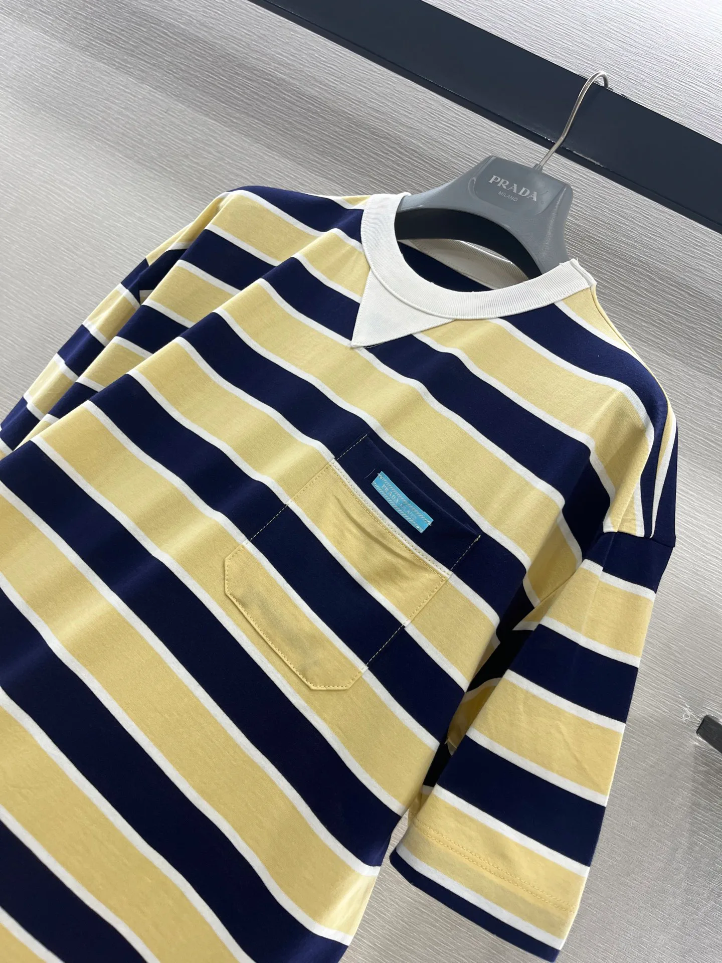 Футболки Женские Prada 1511925