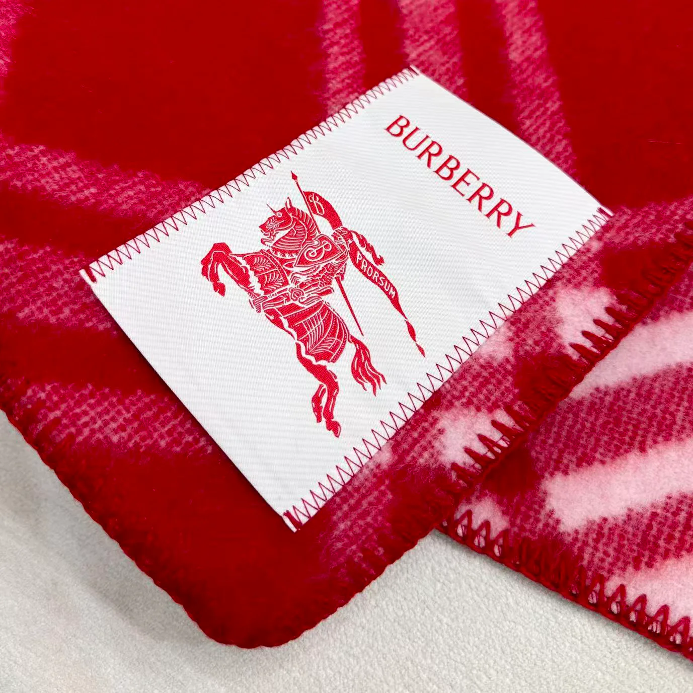 Шарфы Burberry 11315153