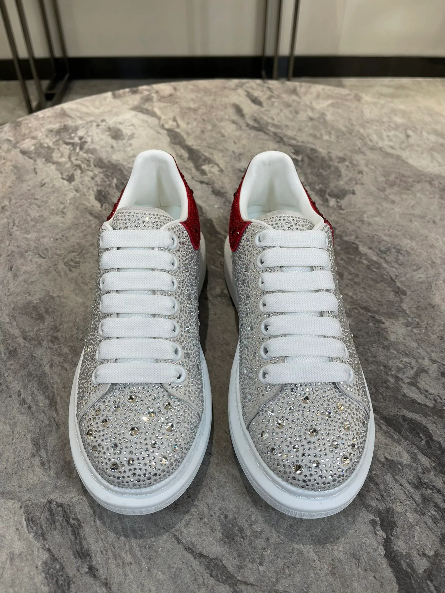 Кроссовки Женские Alexander Mcqueen 3446188