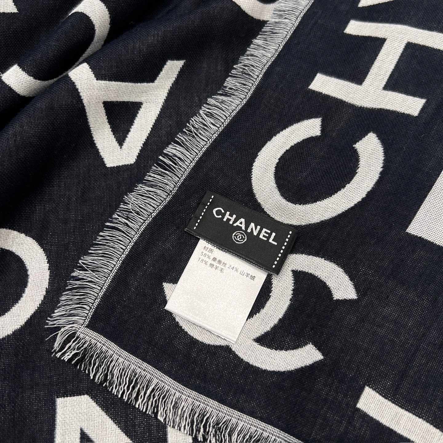 Шарфы Chanel 240035