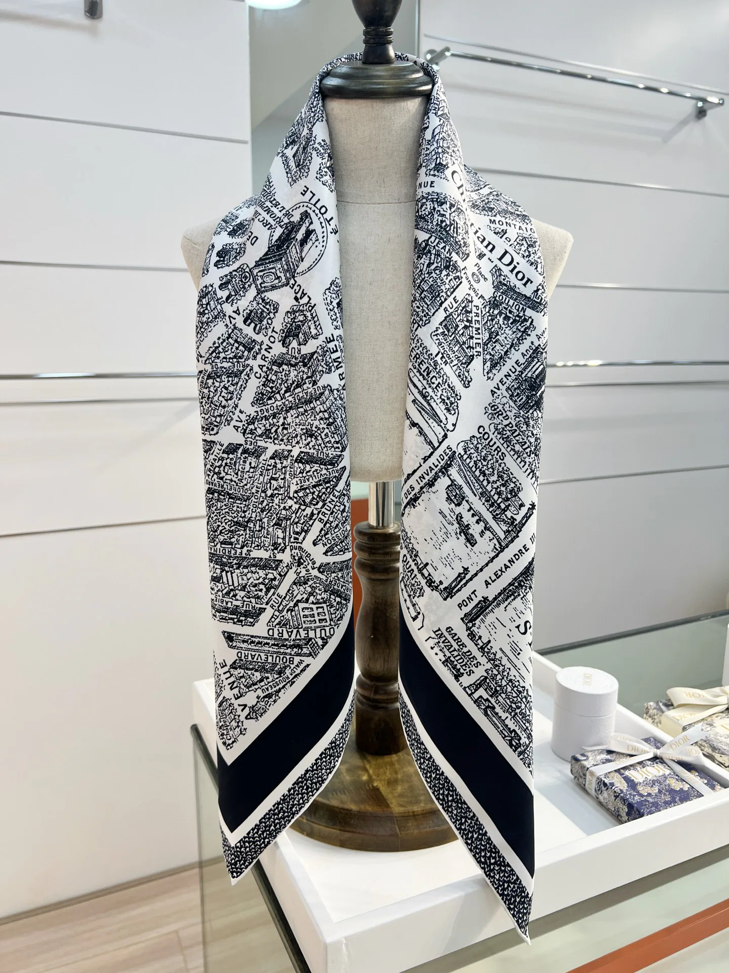 Платки Christian Dior 351452