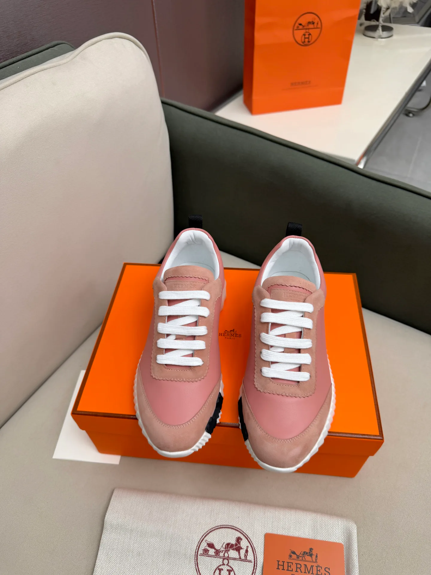 Кроссовки Женские Hermes 2628035