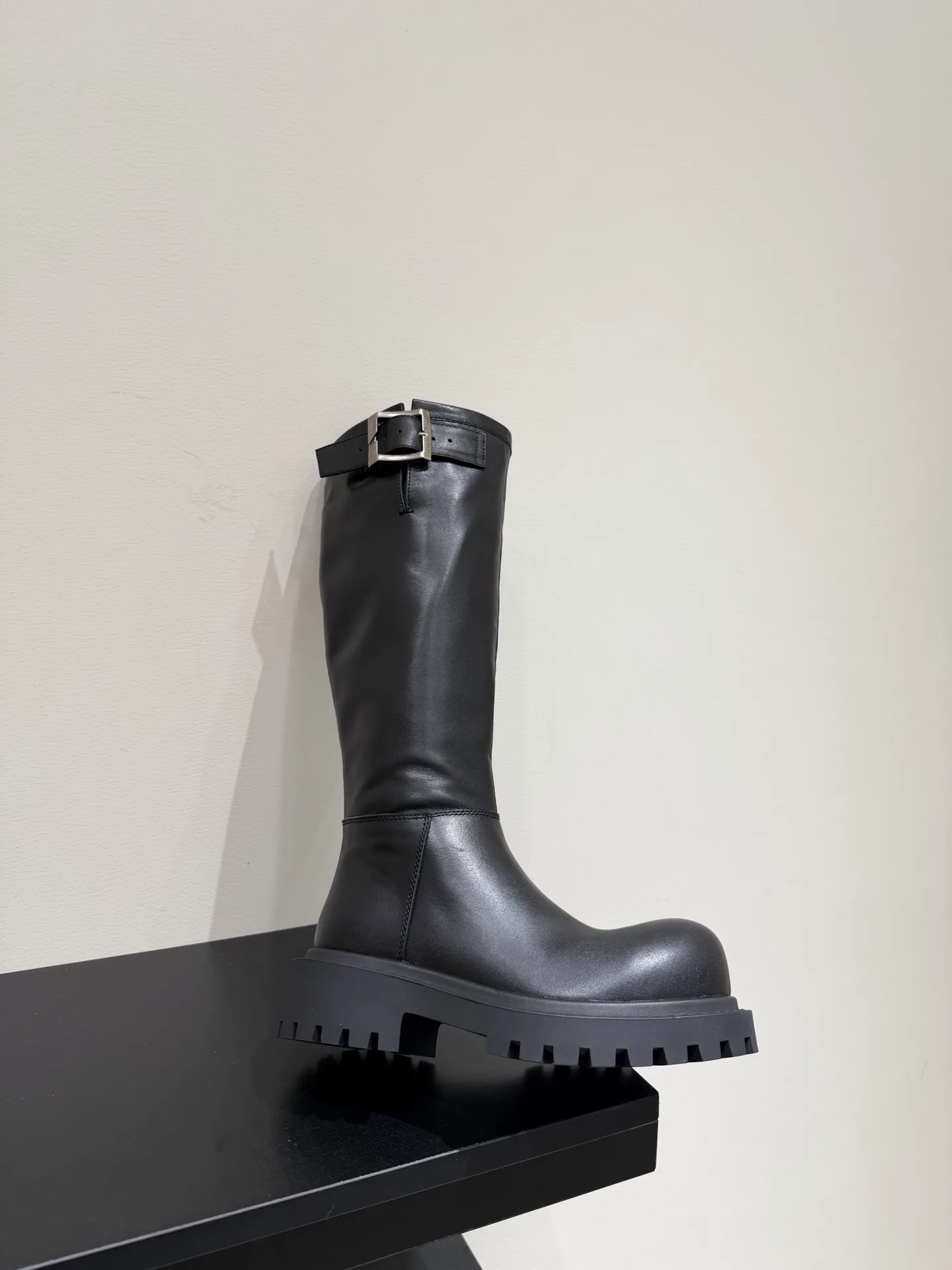 Сапоги Женские Balenciaga 18087564