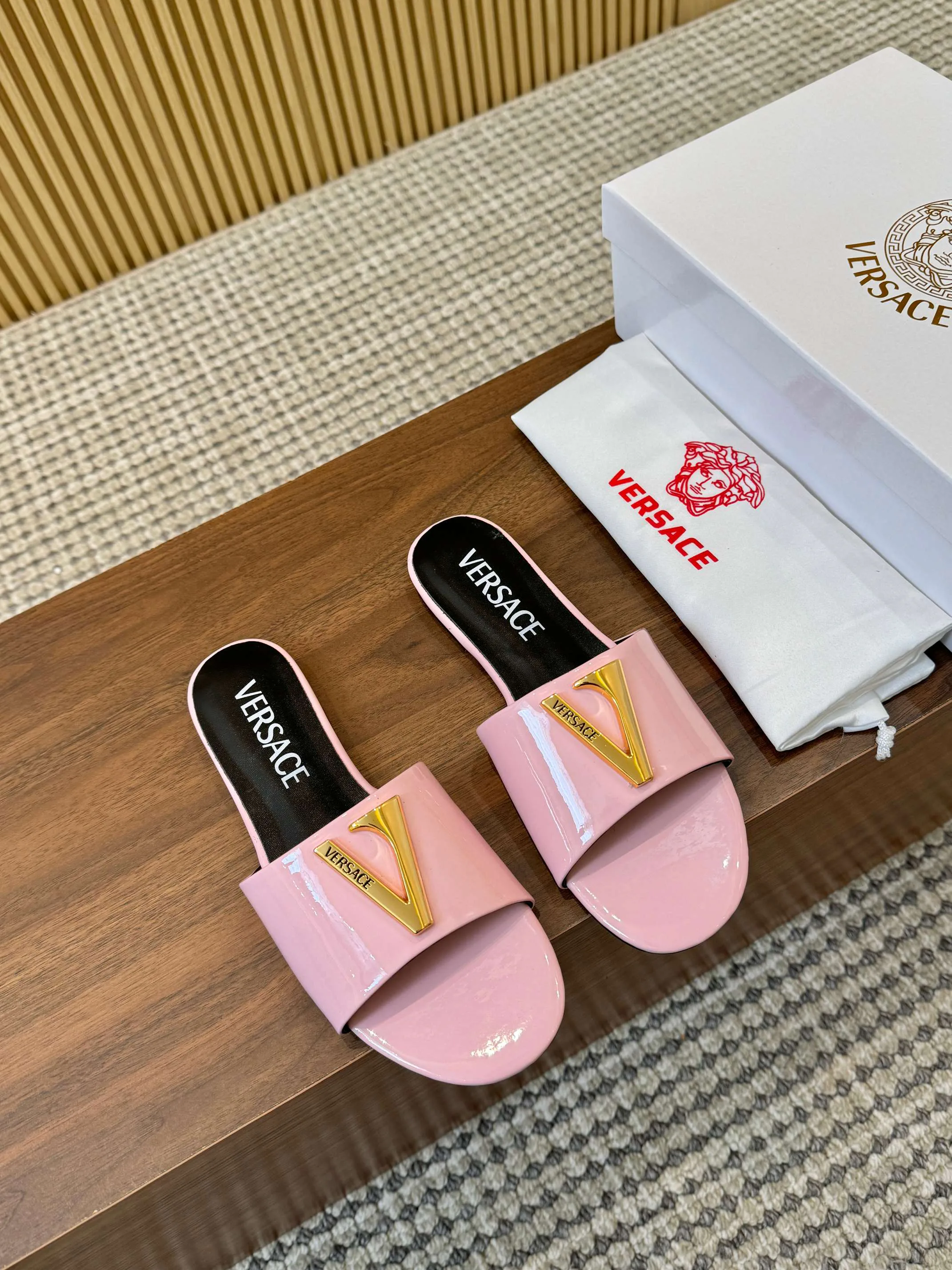 Сандалии Женские Versace 11705797