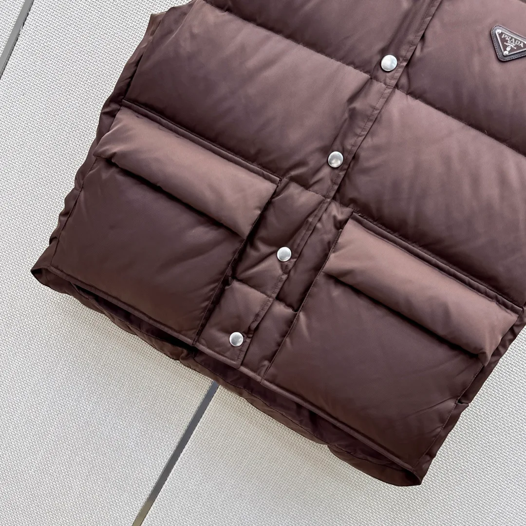 Жилеты Женские Prada 19400537