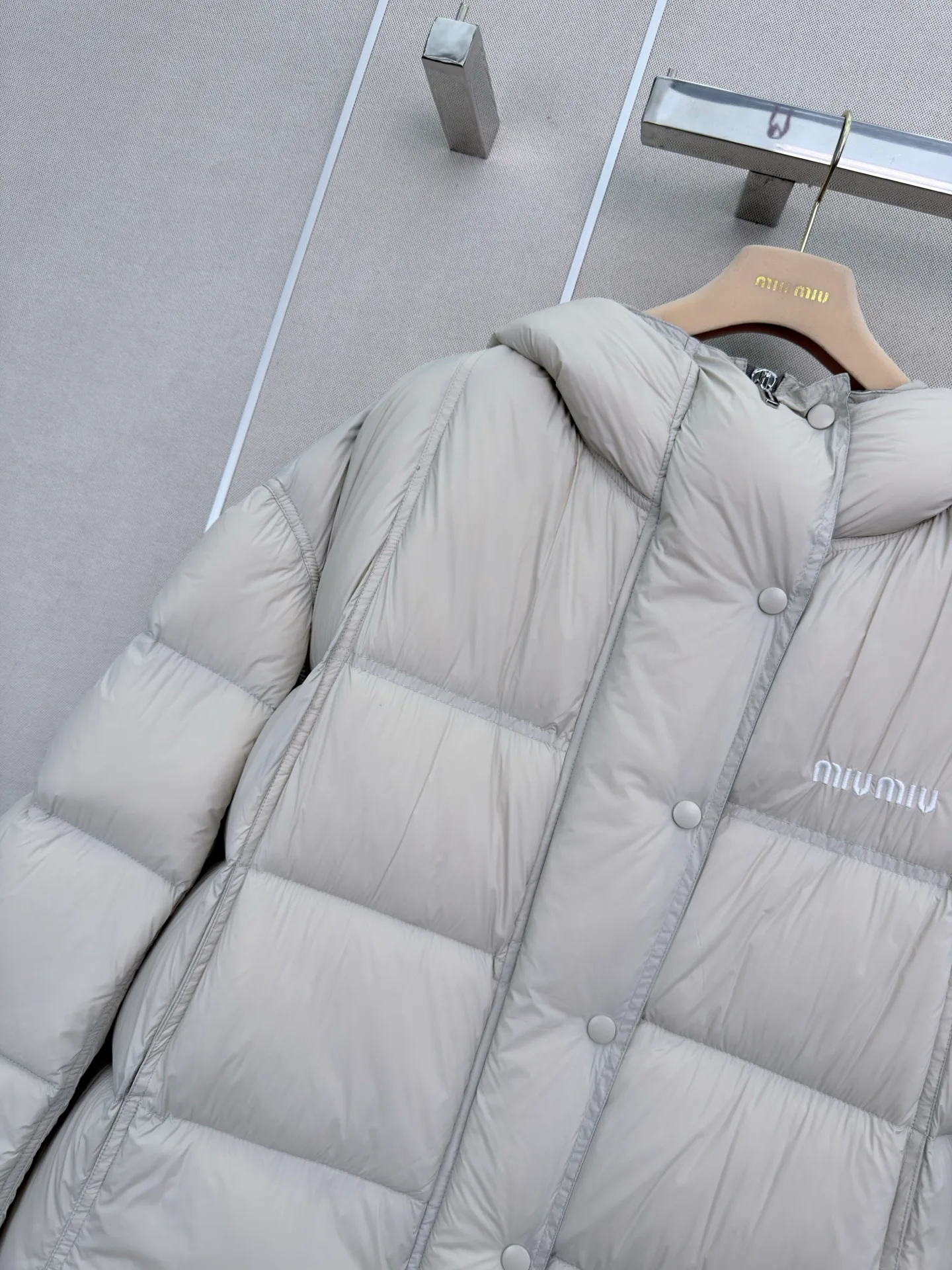 Куртки И Пуховики Женские Miu Miu 18710745