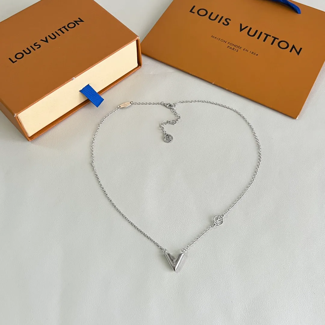 Бижутерия Louis Vuitton 11684844