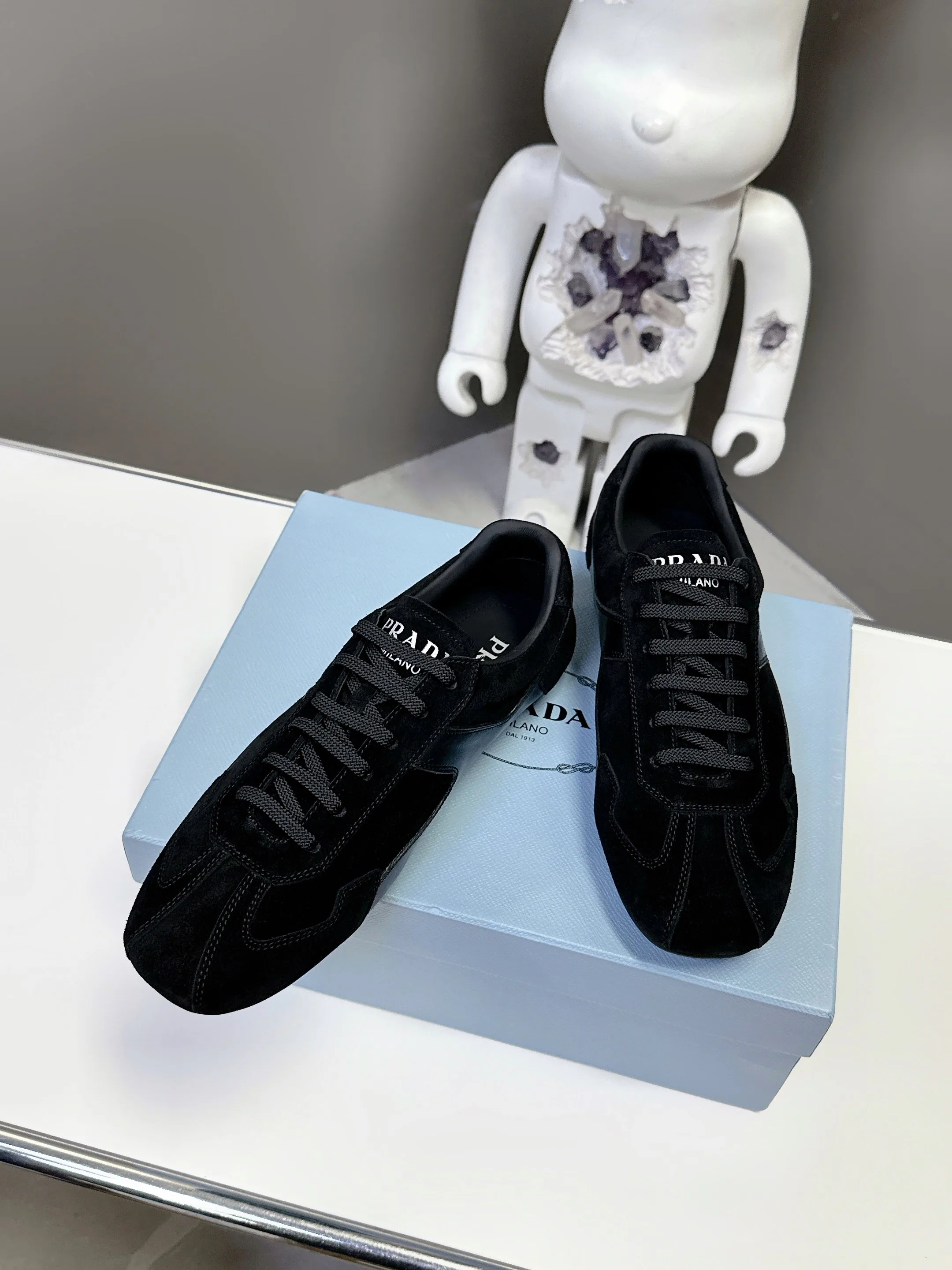Кроссовки Женские Prada 17803518
