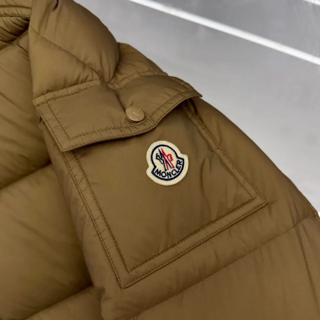 Куртки И Пуховики Мужские Moncler 17391857