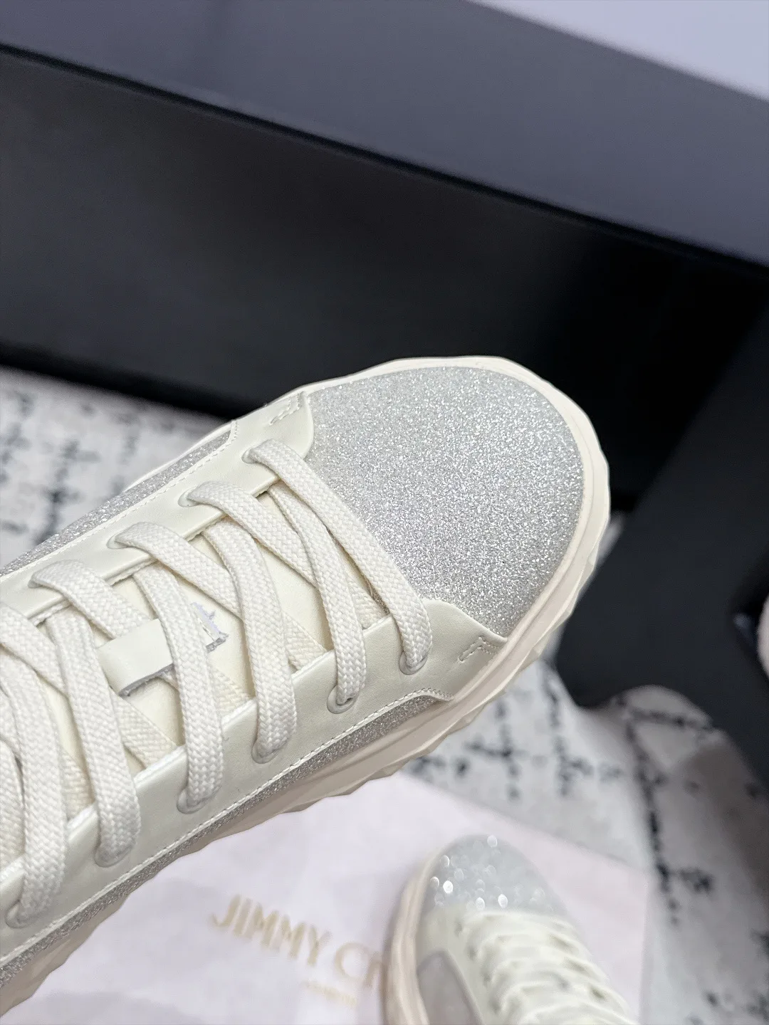 Кроссовки Женские Jimmy Choo 18125182
