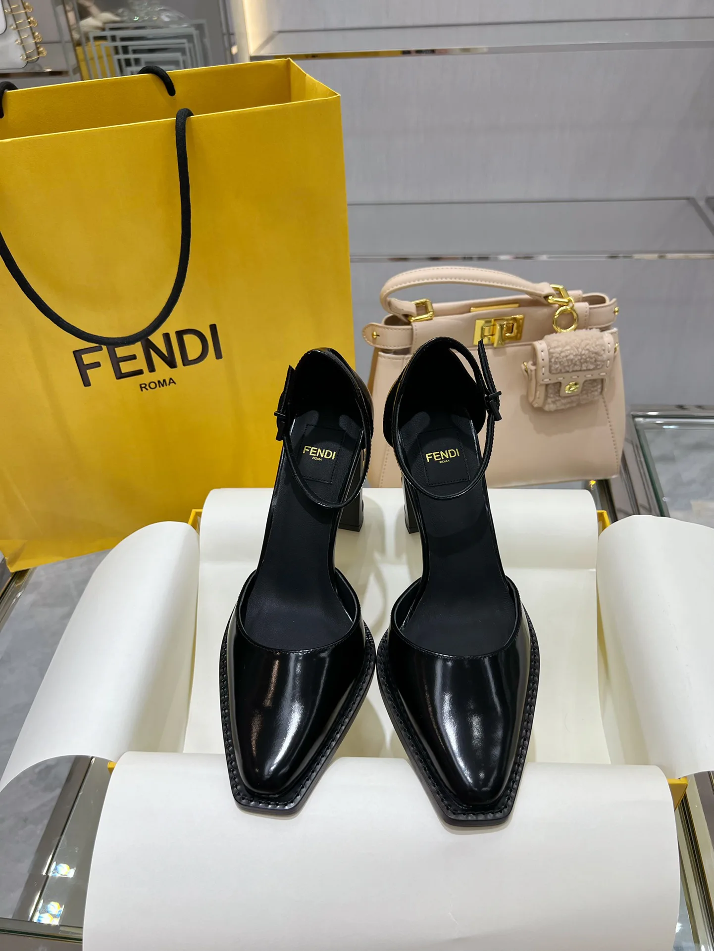 Туфли Женские Fendi 10377