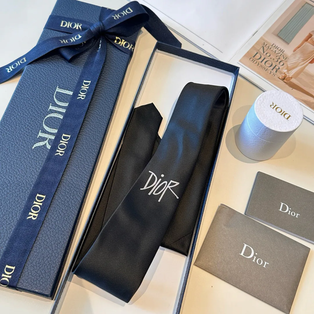 Платки Christian Dior 18003433