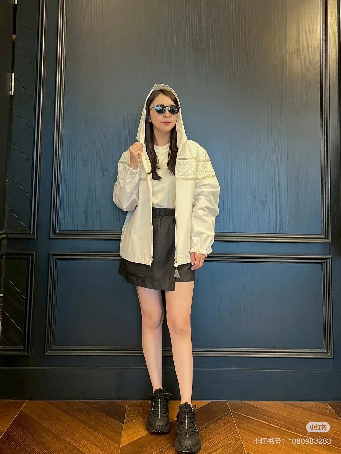 Куртки И Пуховики Женские Moncler 11505877