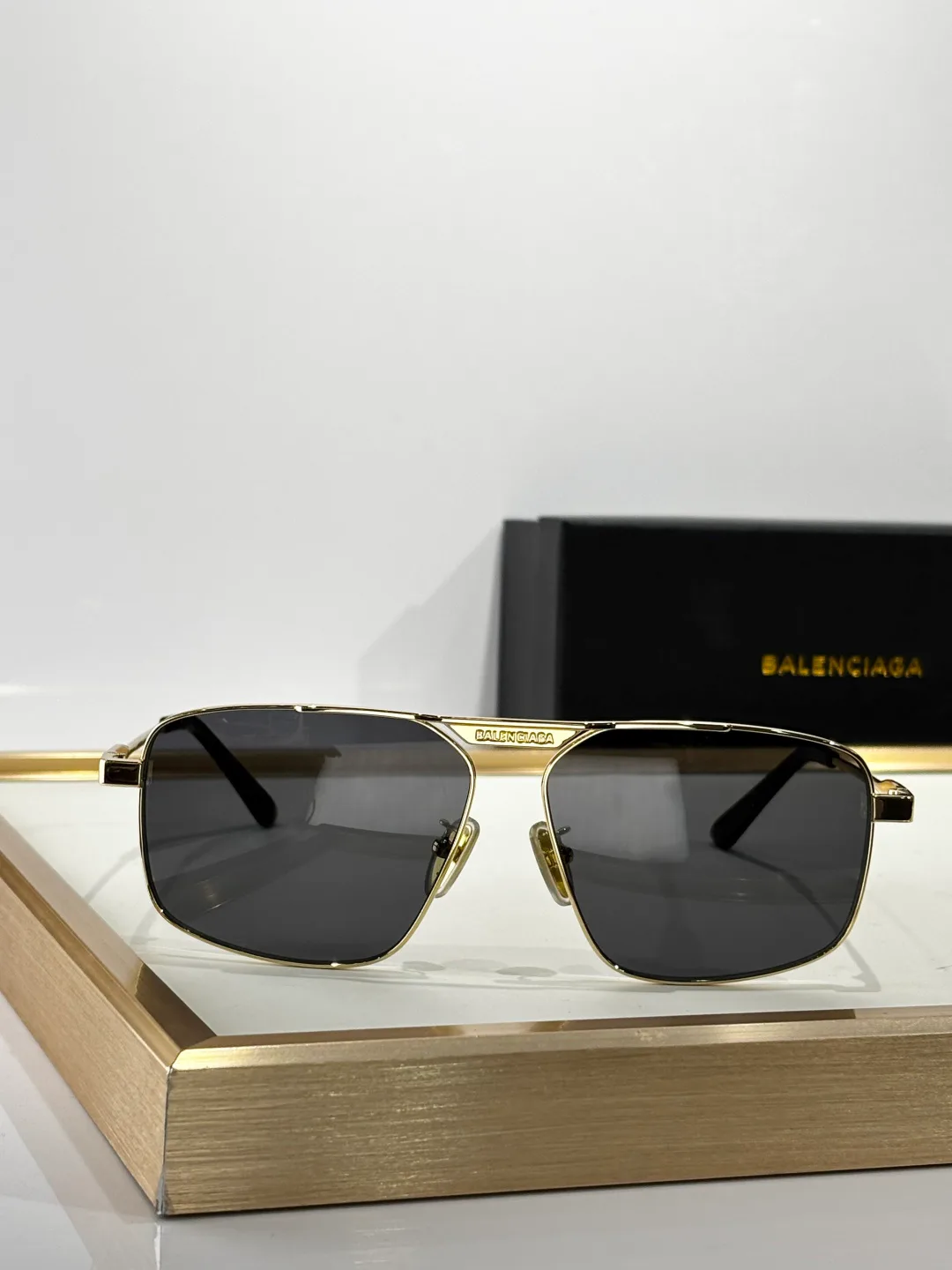 Очки Balenciaga 18239248
