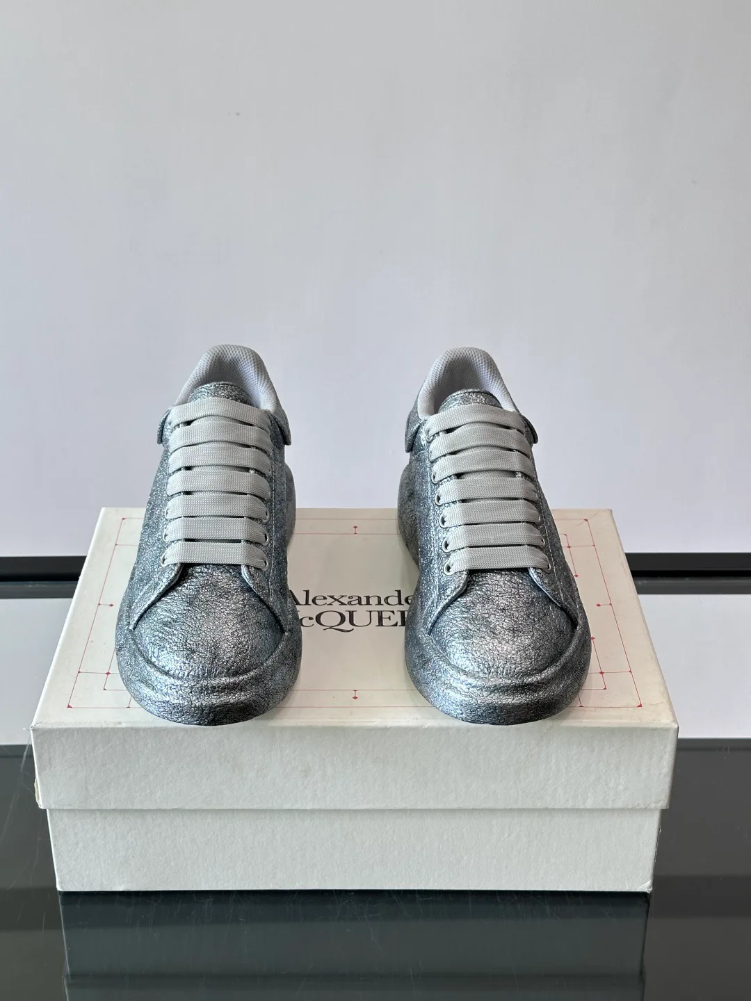 Кроссовки Женские Alexander Mcqueen 17447542