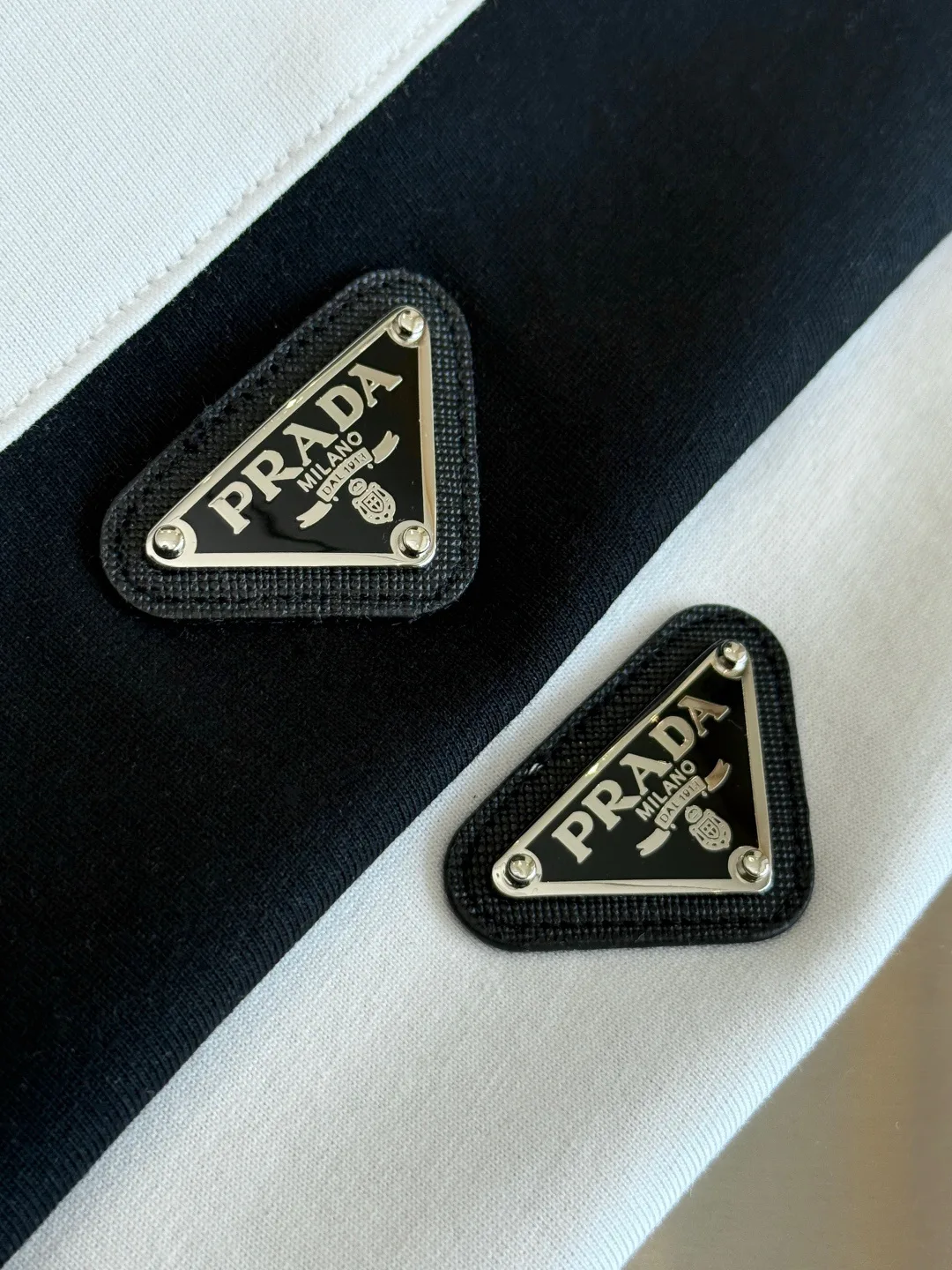 Футболки Женские Prada 11615931