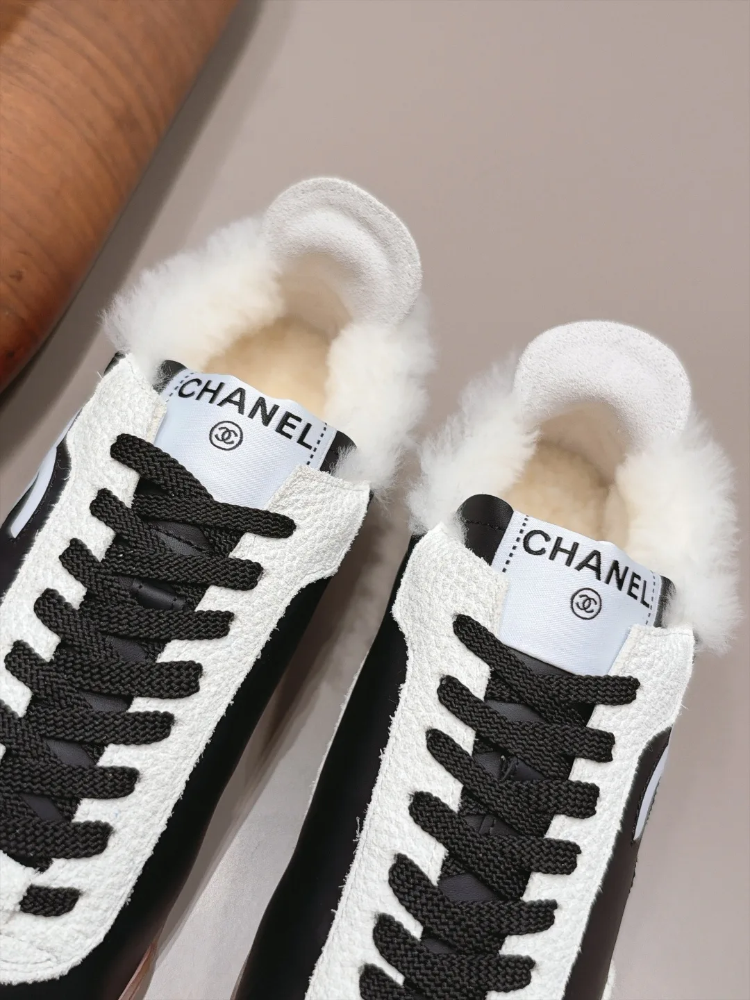 Кроссовки Женские Chanel 19416818