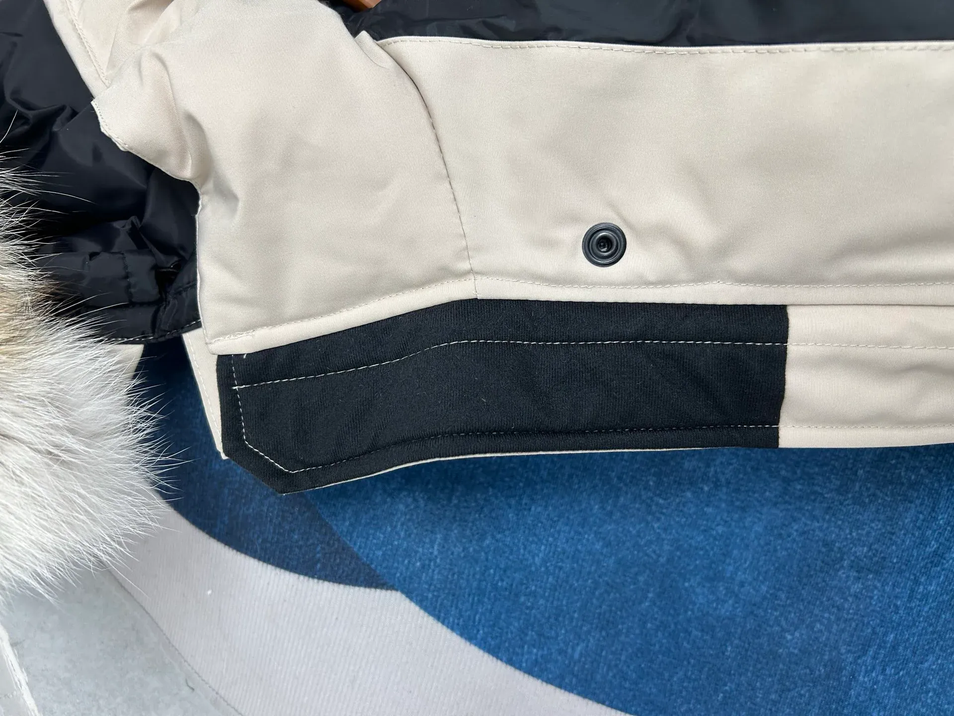 Куртки И Пуховики Мужские Canada Goose 1527030