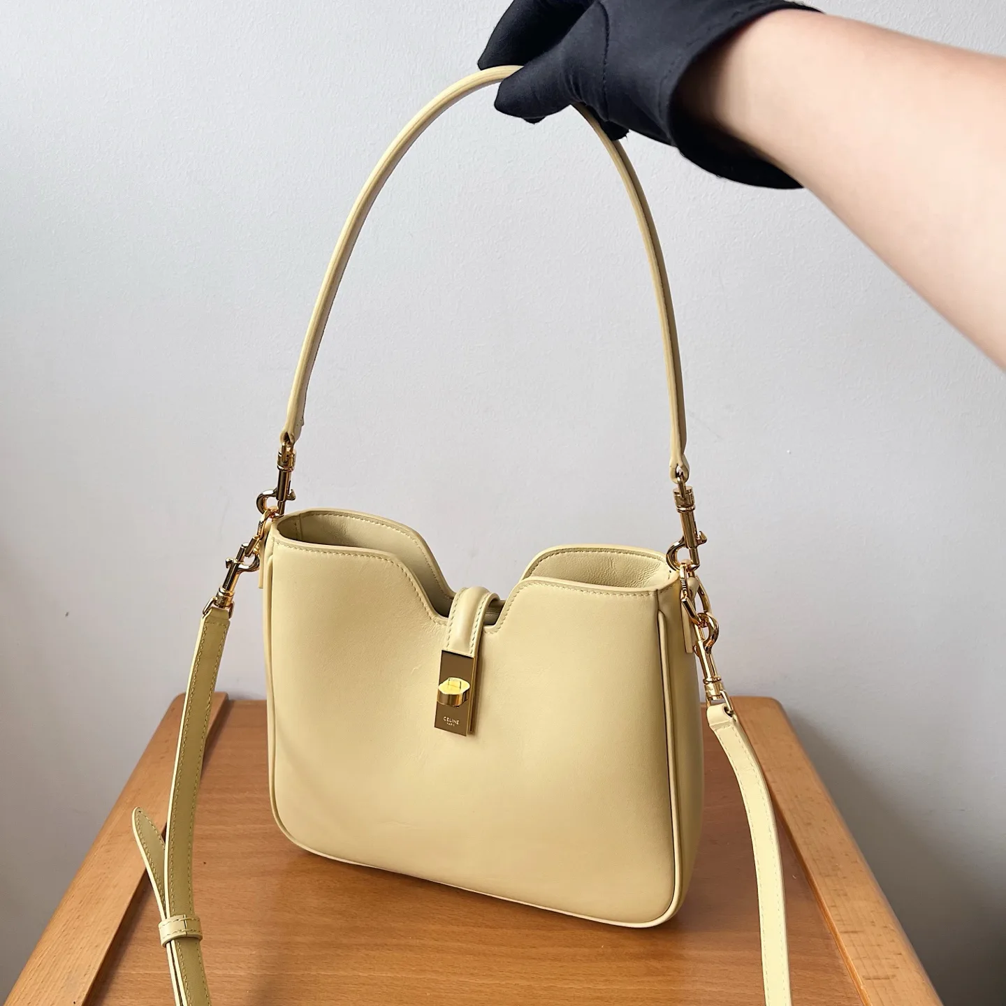 Сумки На Ремне Женские Celine 33341