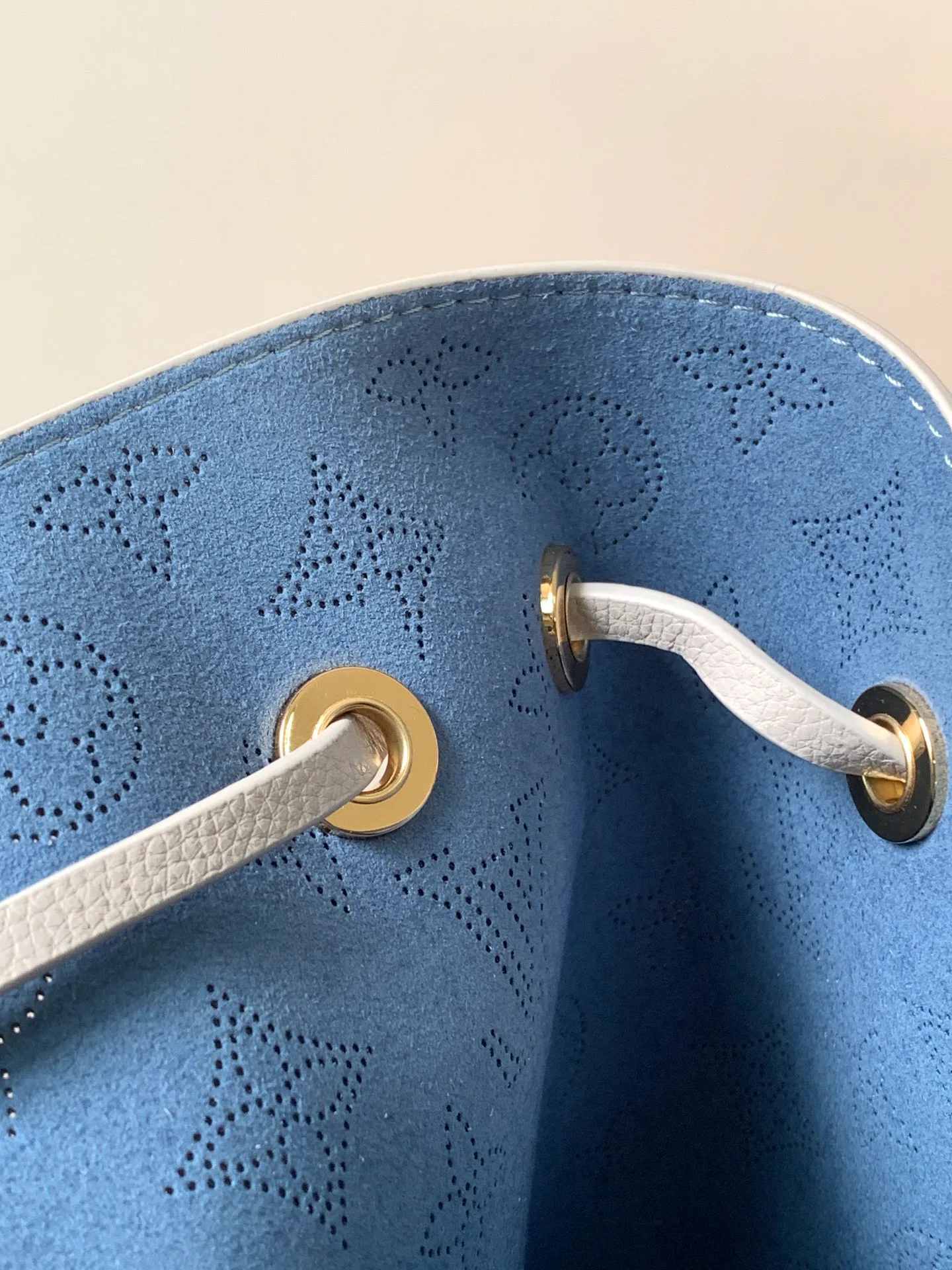 Сумки На Ремне Женские Louis Vuitton 8833