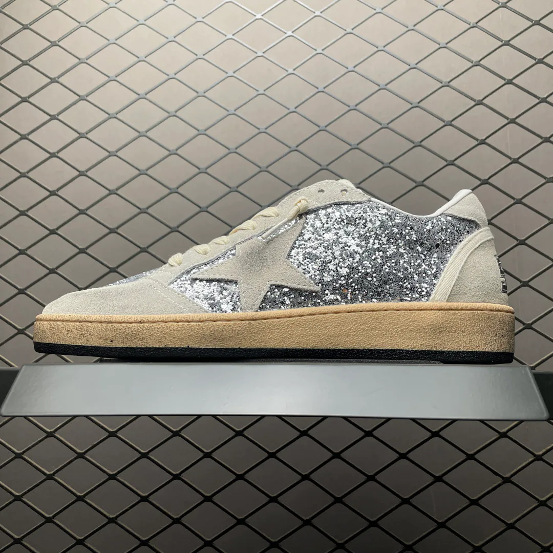 Кроссовки Женские Golden Goose 16983450